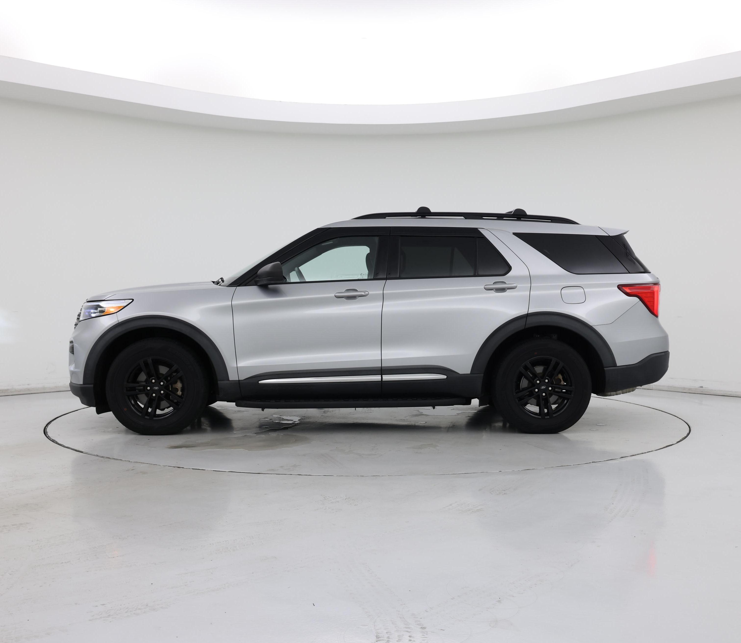 Thumbnail: 2020 Ford Explorer - 3
