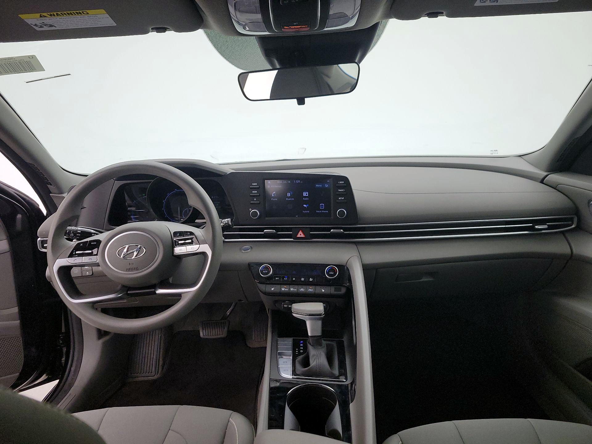 Thumbnail: 2023 Hyundai Elantra - 9