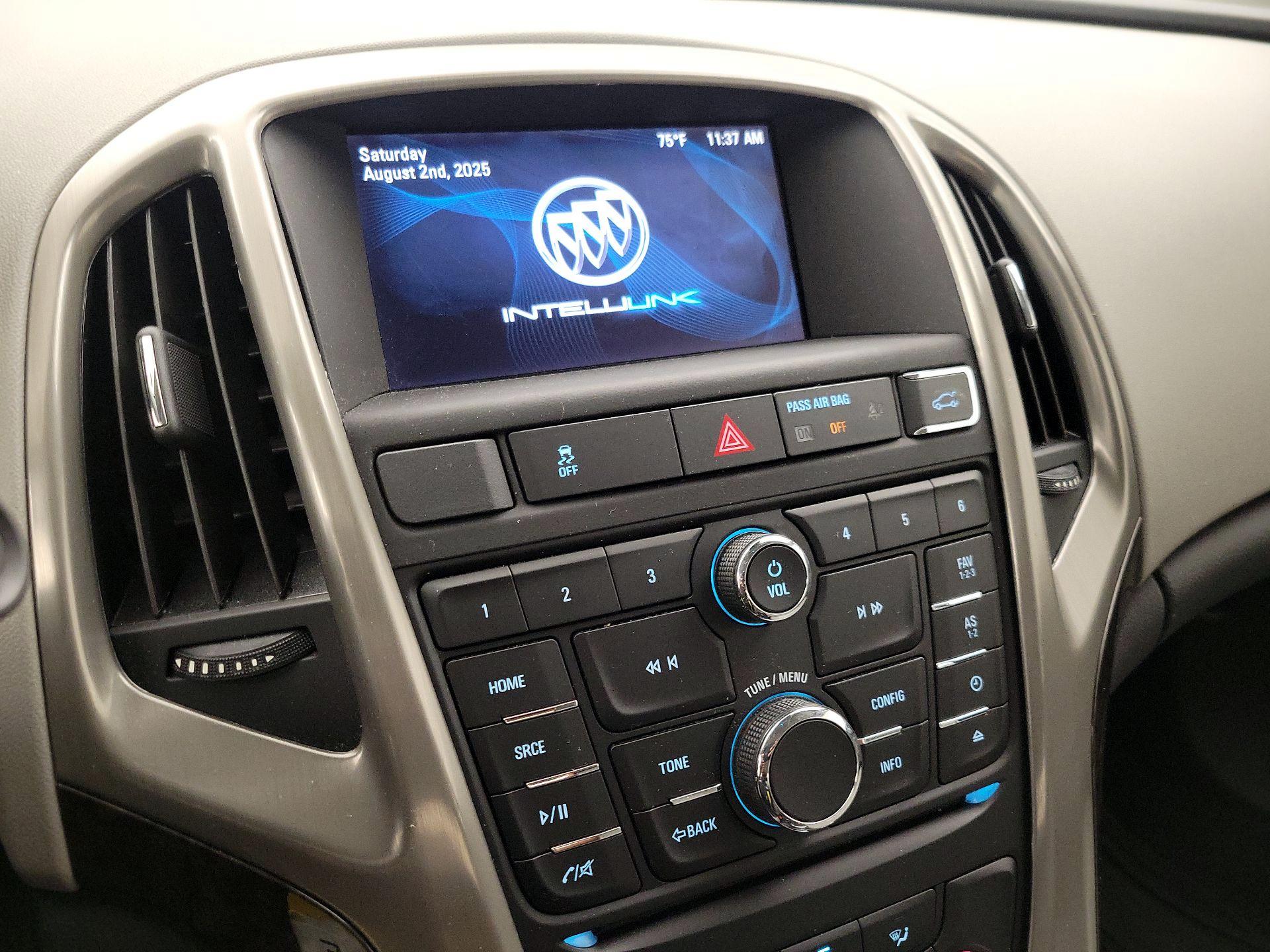 Thumbnail: 2016 Buick Verano - 15