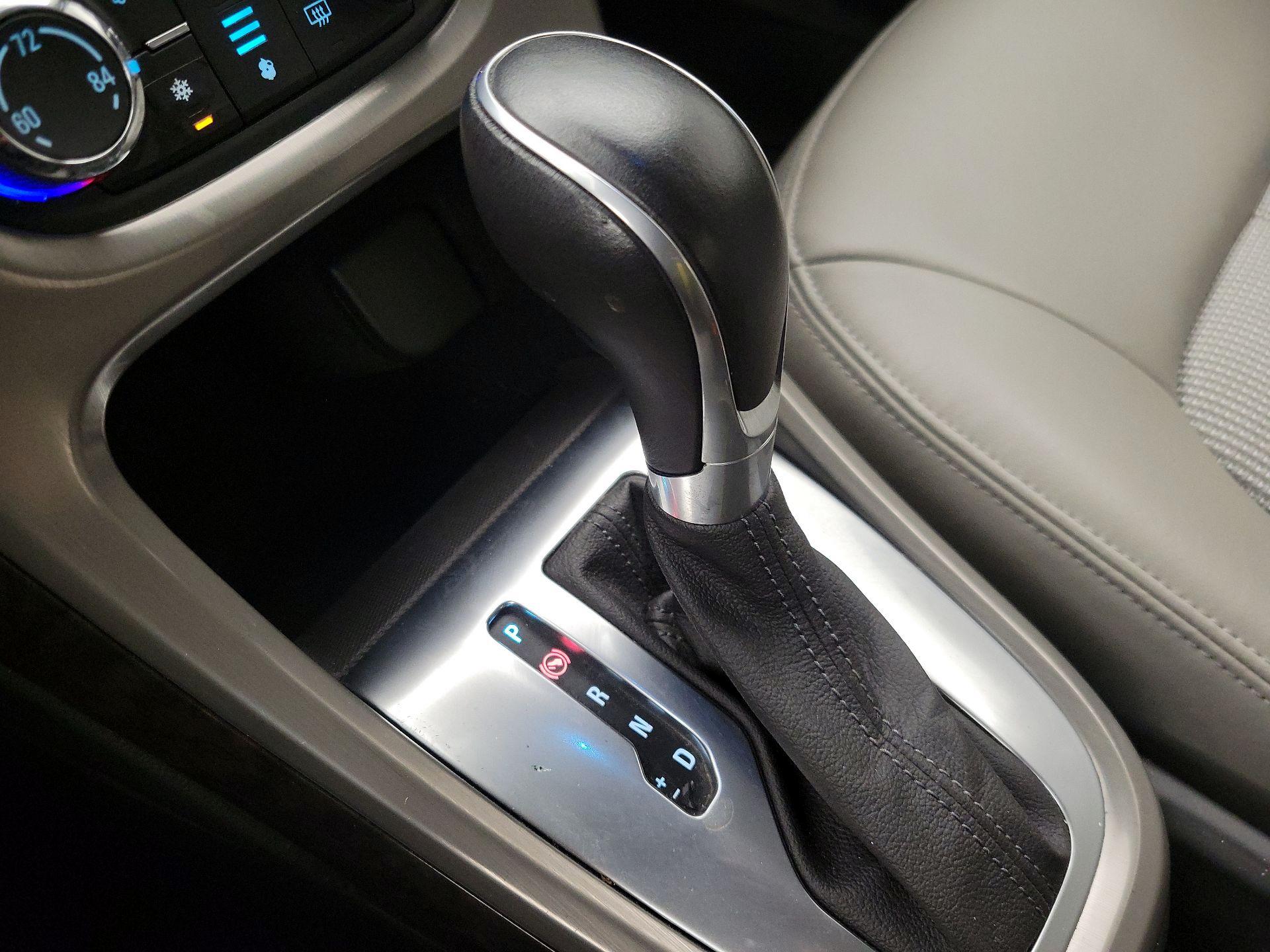 Thumbnail: 2016 Buick Verano - 17