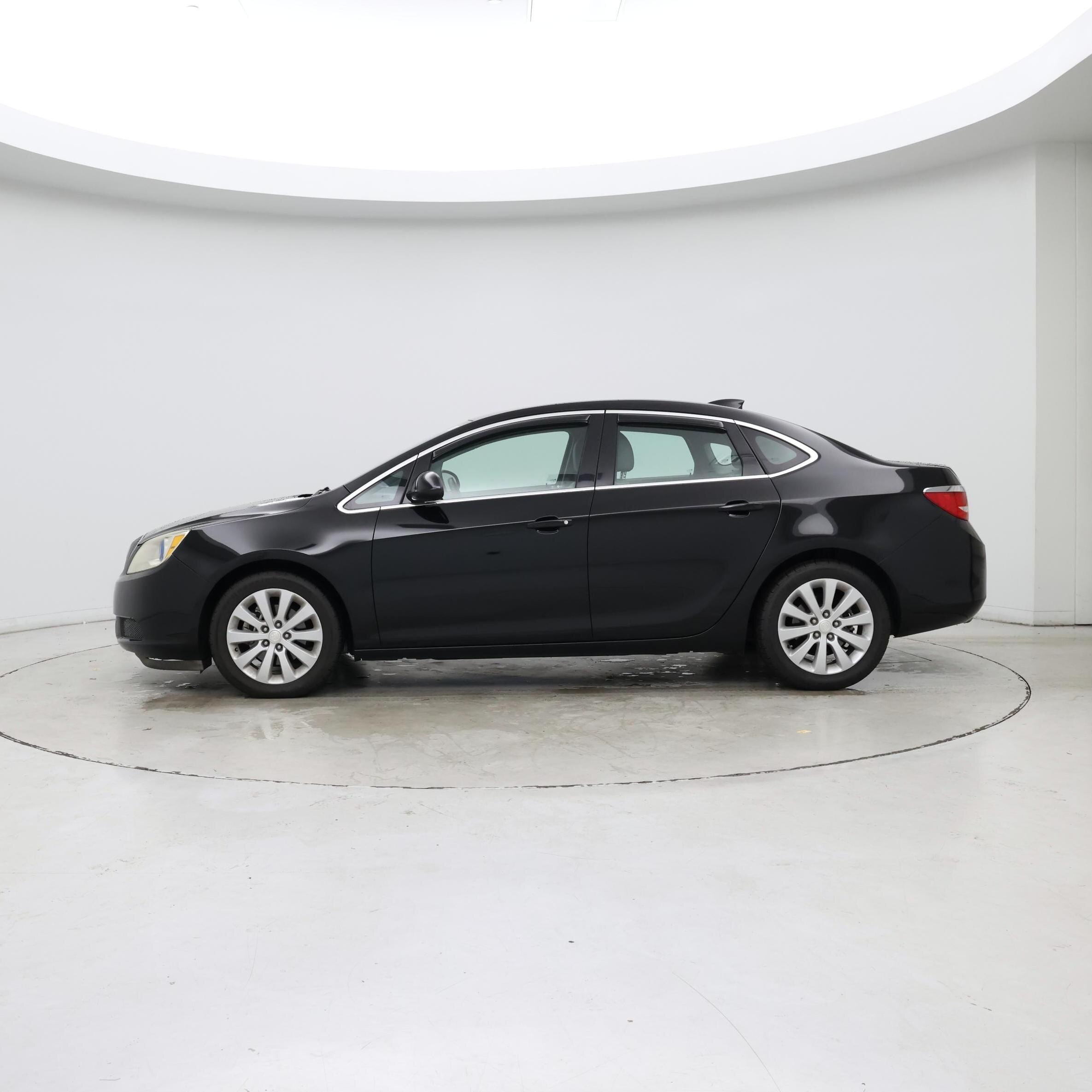 Thumbnail: 2016 Buick Verano - 3