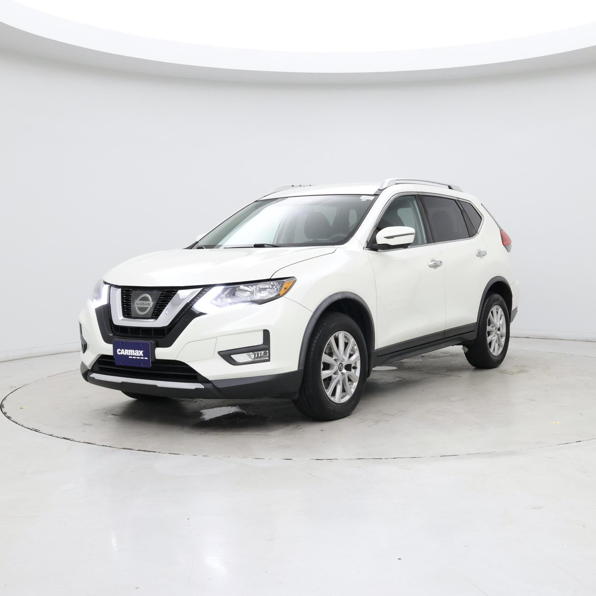 Thumbnail: 2017 Nissan Rogue - 4
