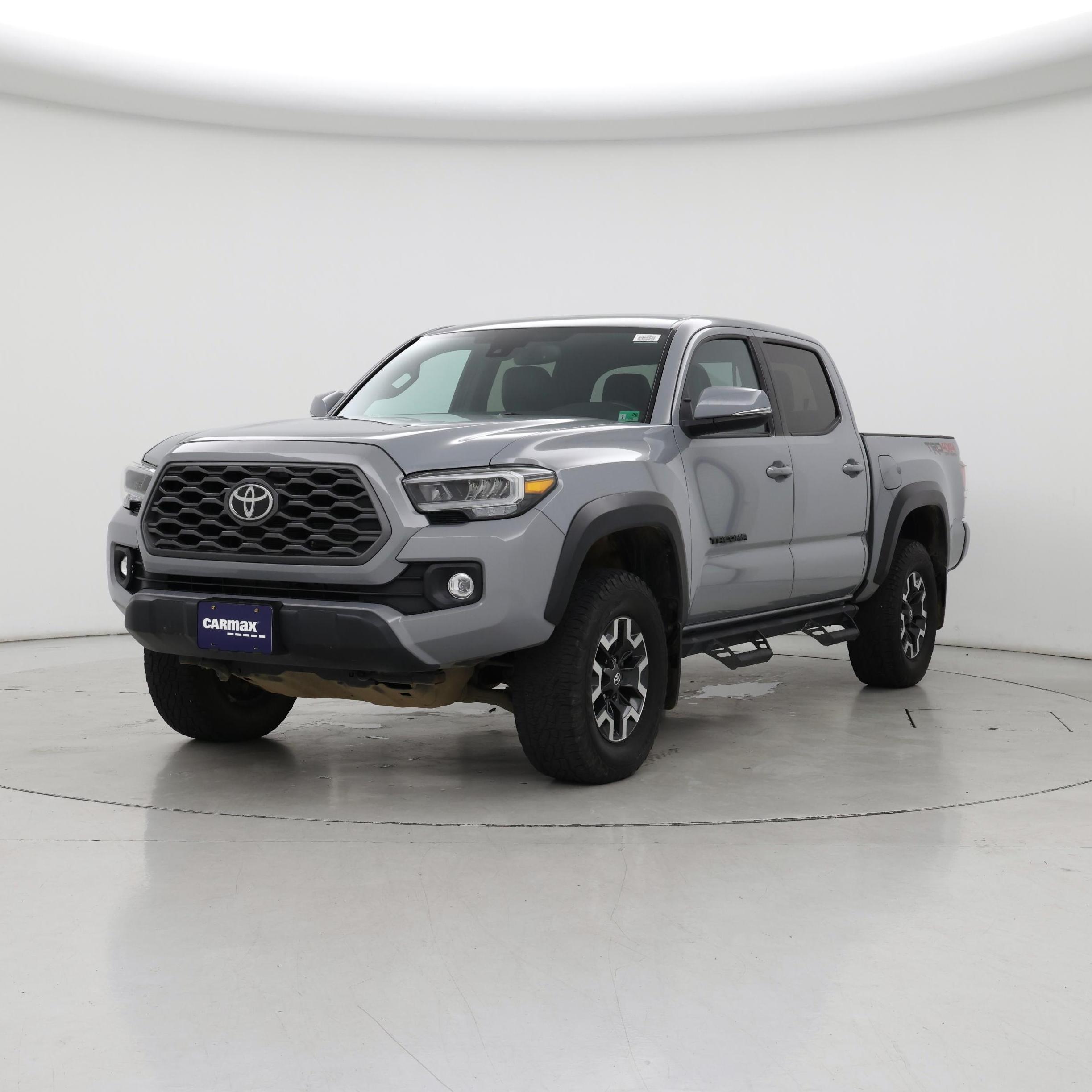 Thumbnail: 2020 Toyota Tacoma - 4