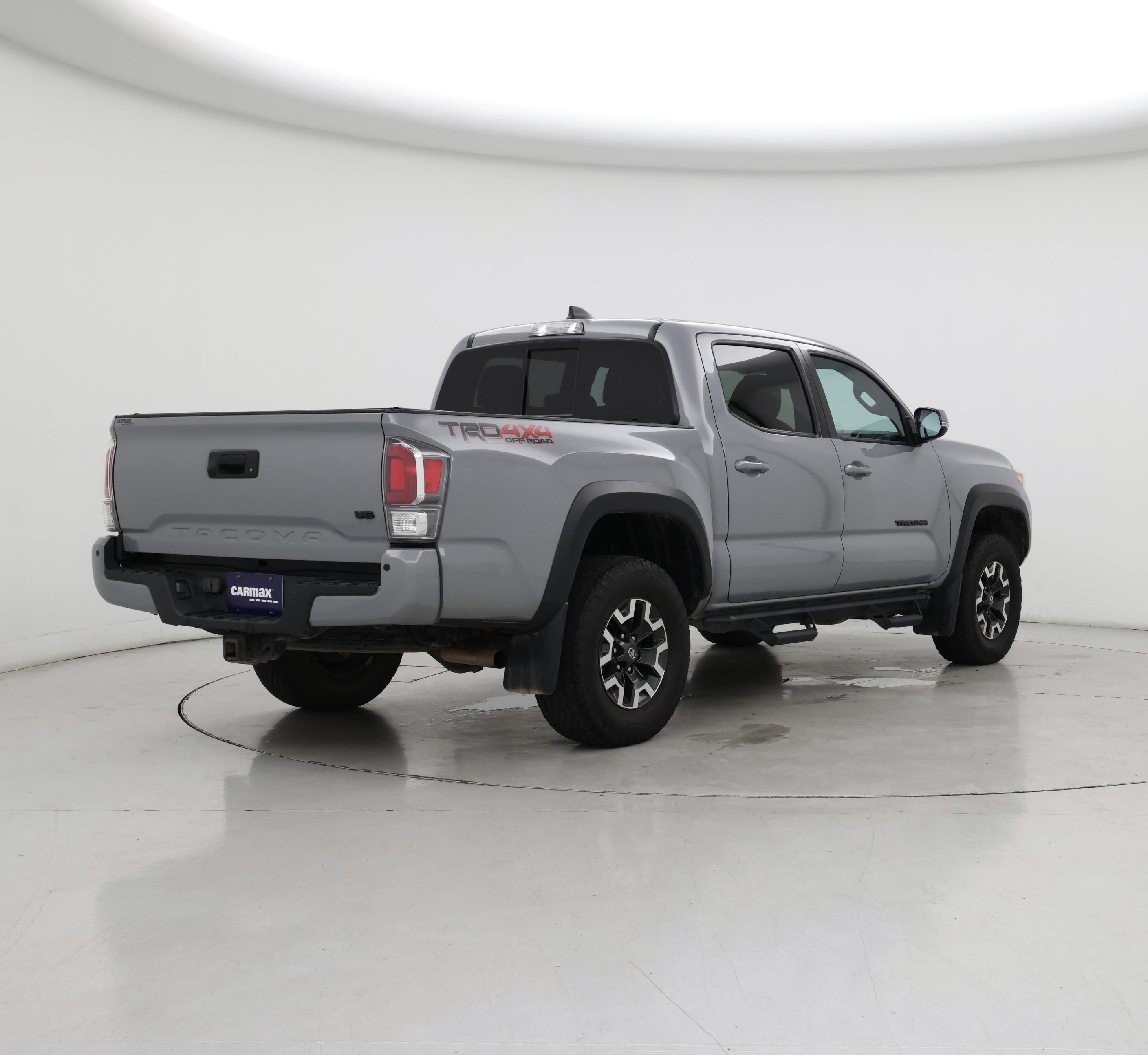 Thumbnail: 2020 Toyota Tacoma - 8