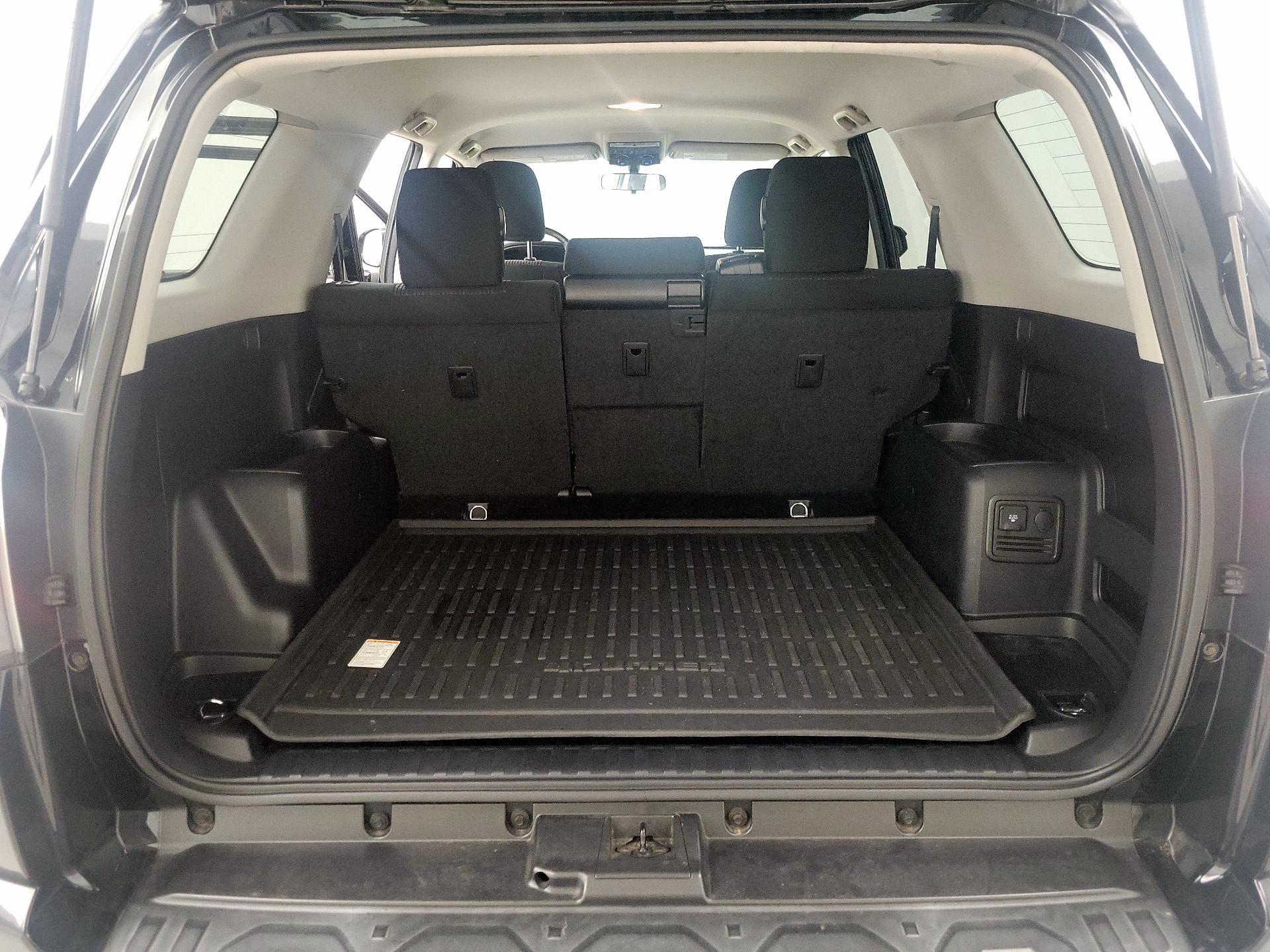 Thumbnail: 2016 Toyota 4Runner - 20