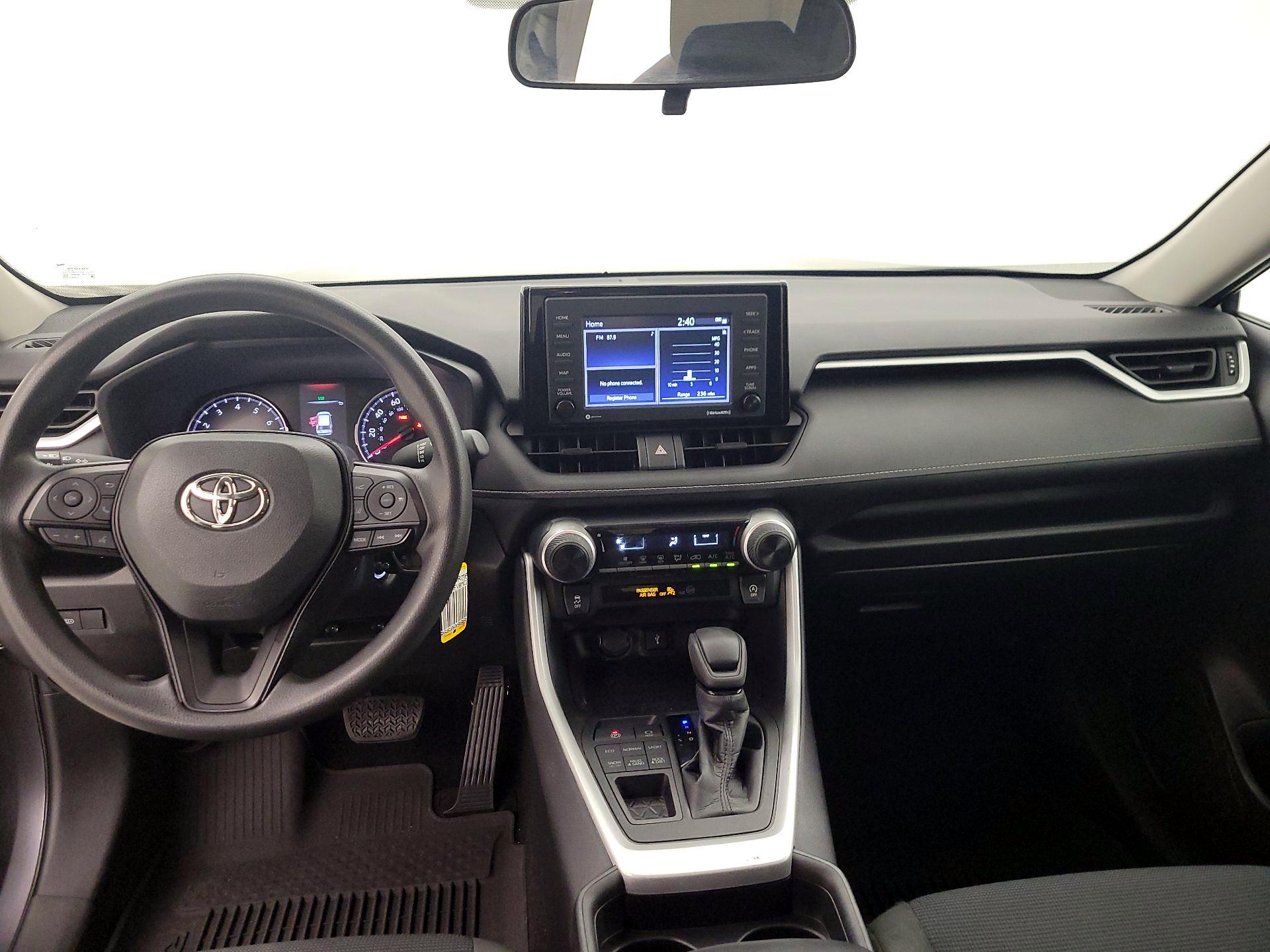 Thumbnail: 2021 Toyota RAV4 - 9