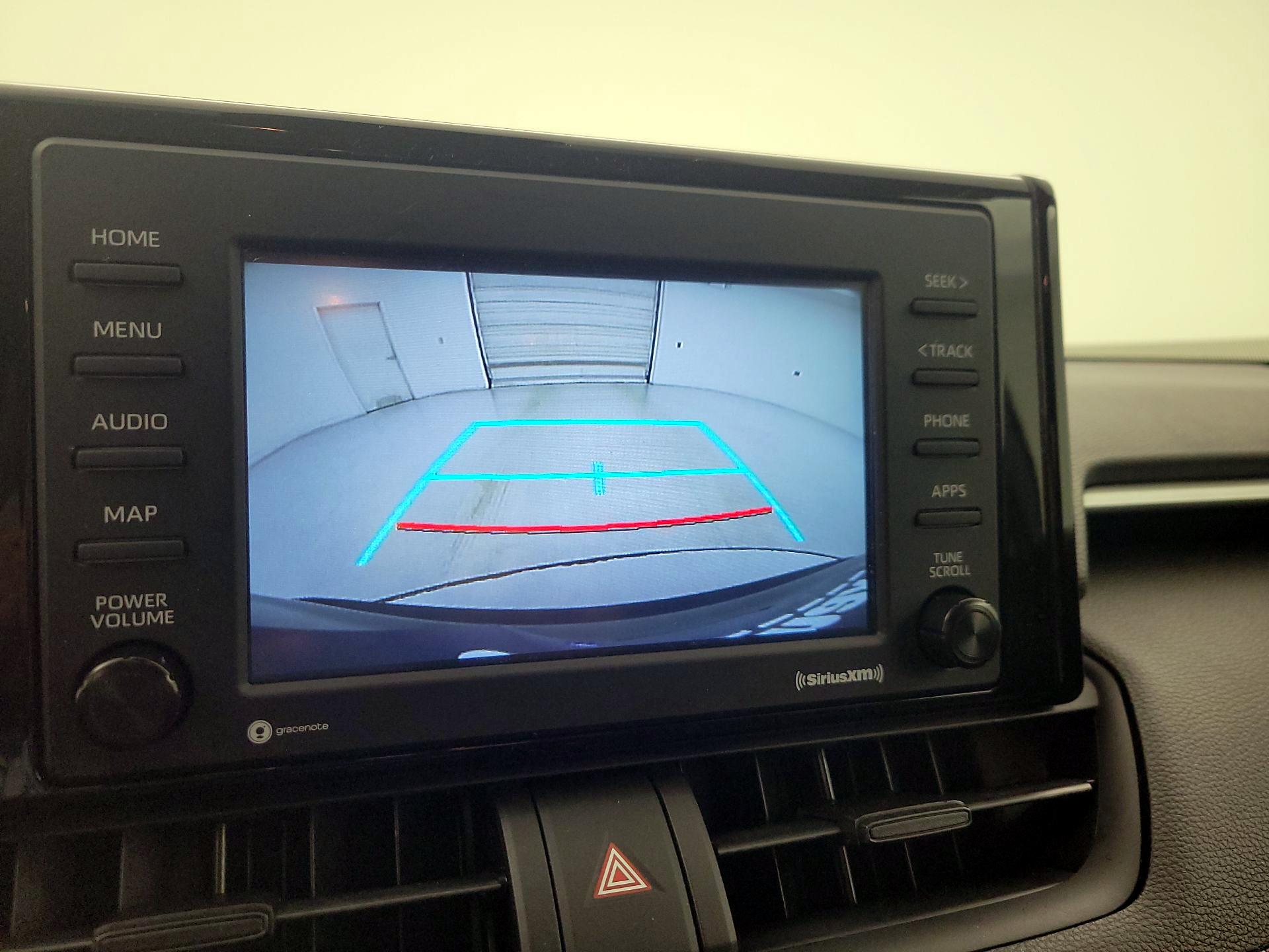 Thumbnail: 2021 Toyota RAV4 - 14