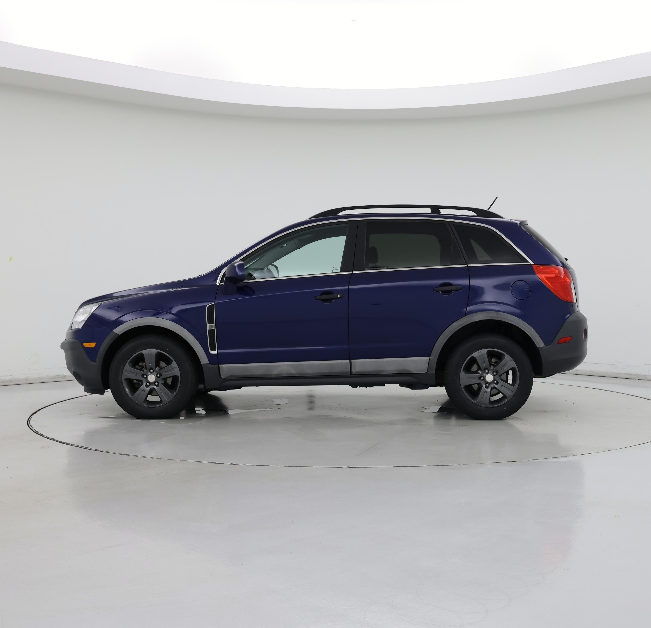 Thumbnail: 2013 Chevrolet Captiva Sport - 3