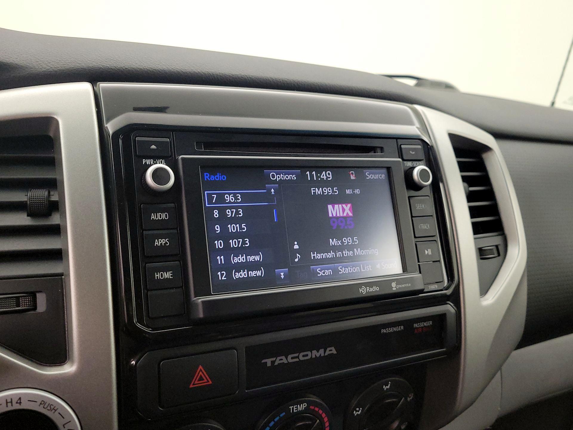 Thumbnail: 2015 Toyota Tacoma - 15