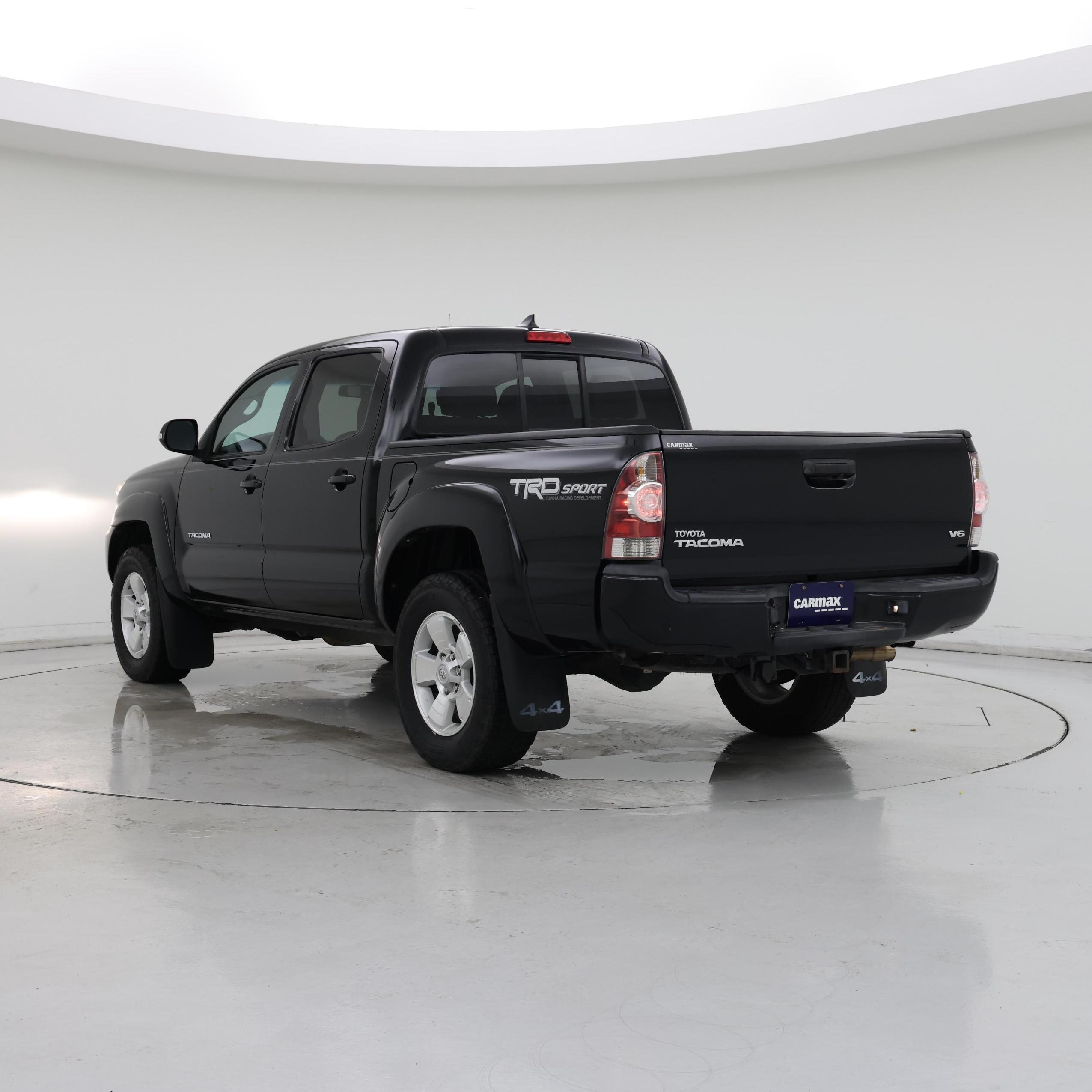 Thumbnail: 2015 Toyota Tacoma - 2