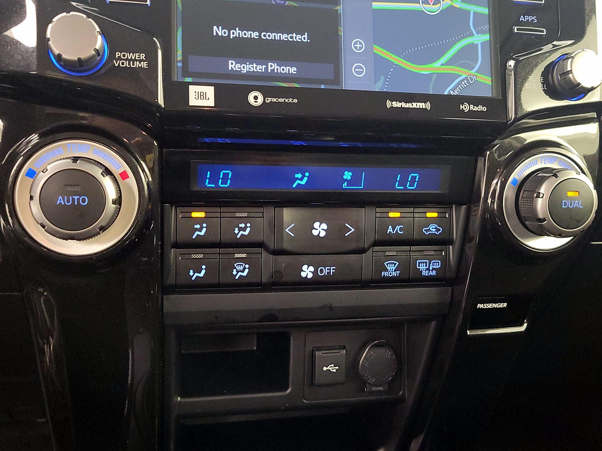 Thumbnail: 2024 Toyota 4Runner - 17