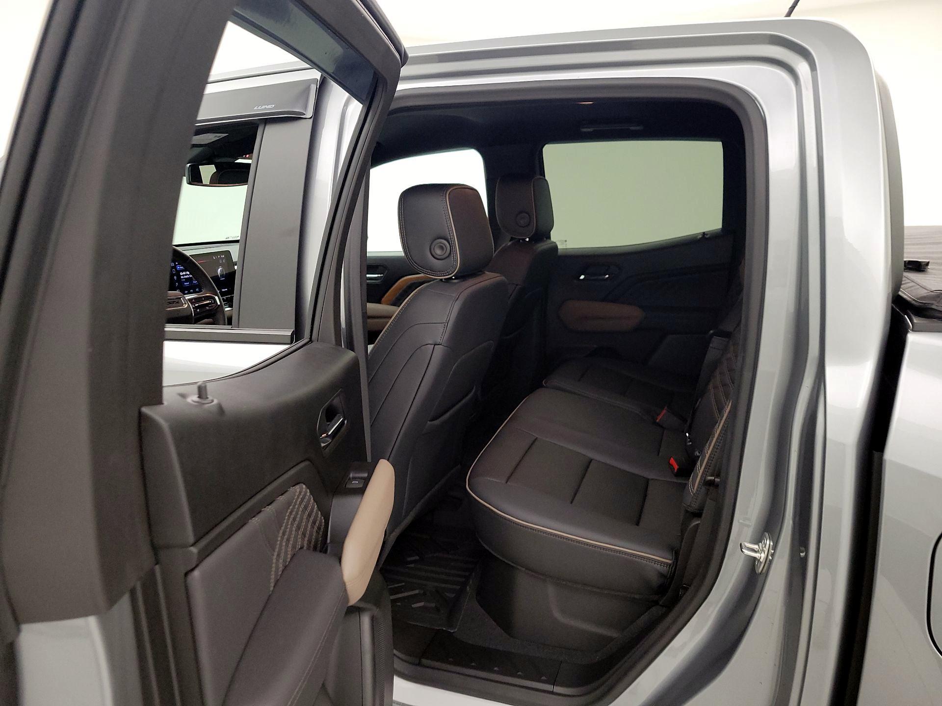 Thumbnail: 2024 GMC Canyon - 20