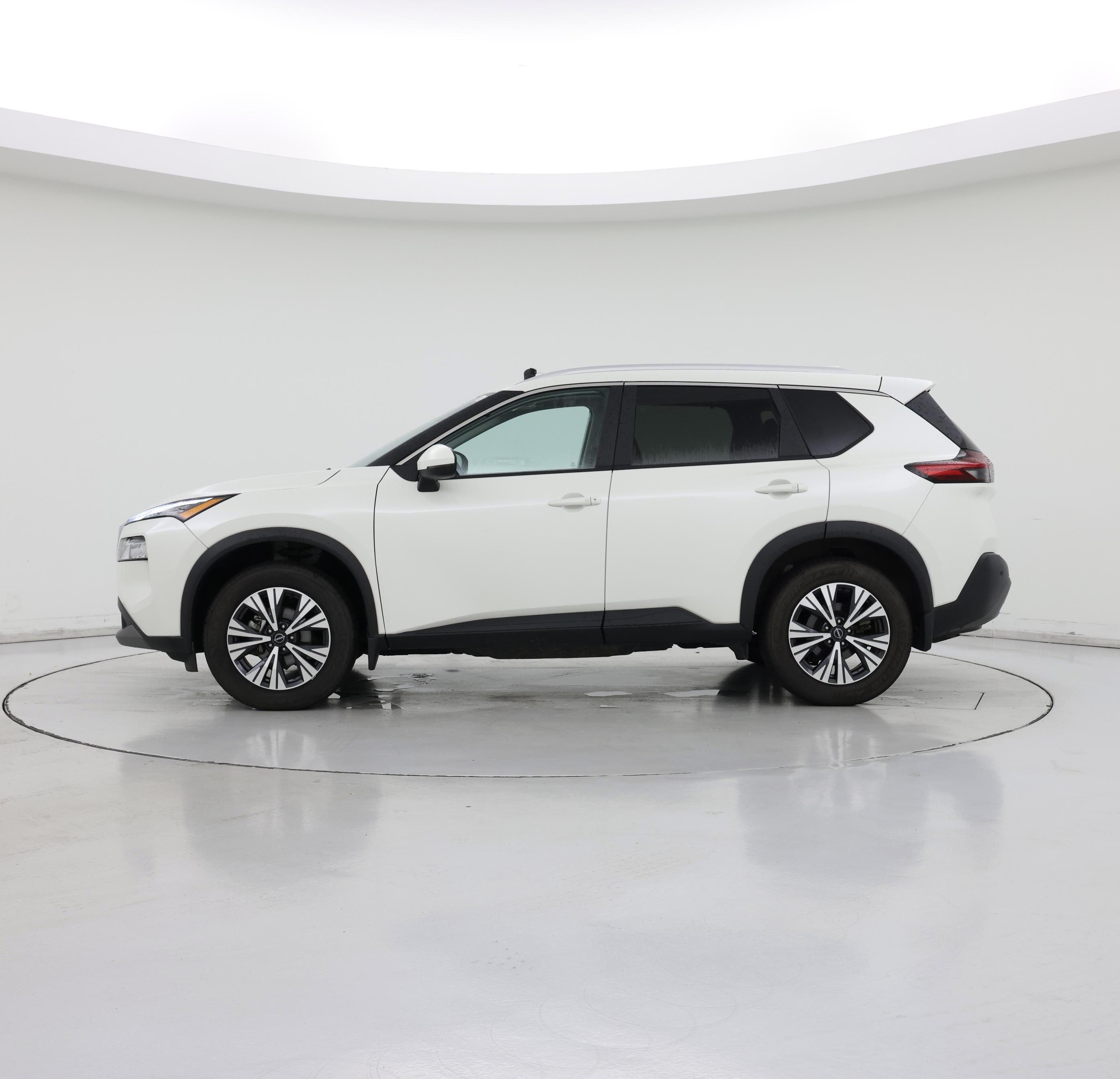 Thumbnail: 2023 Nissan Rogue - 3