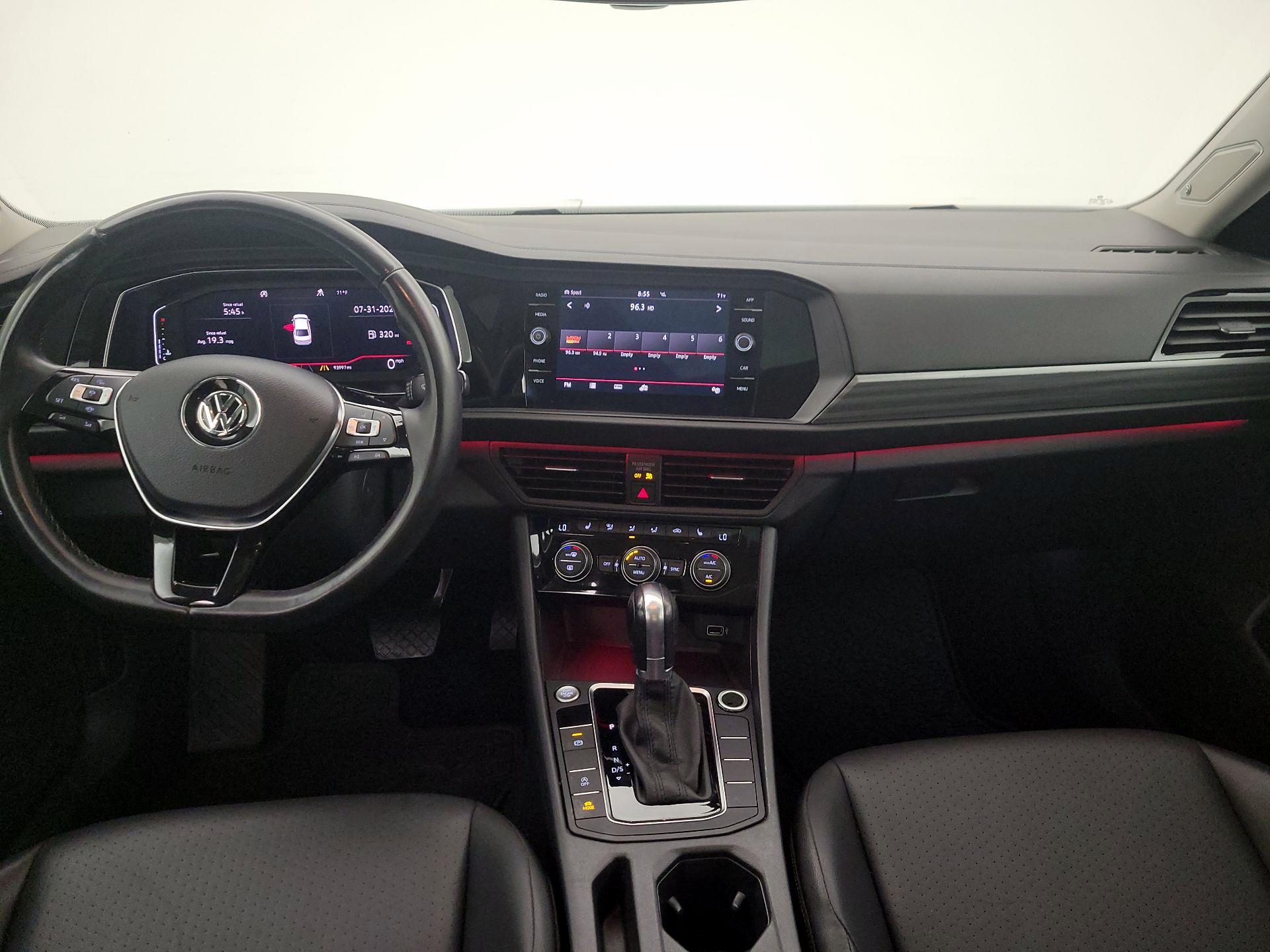 Thumbnail: 2019 Volkswagen Jetta - 9