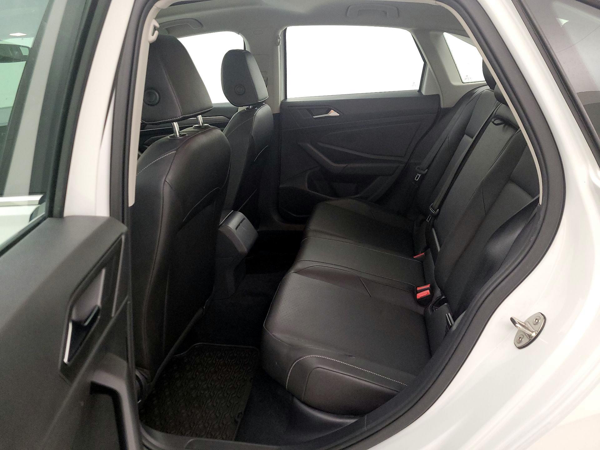 Thumbnail: 2019 Volkswagen Jetta - 20