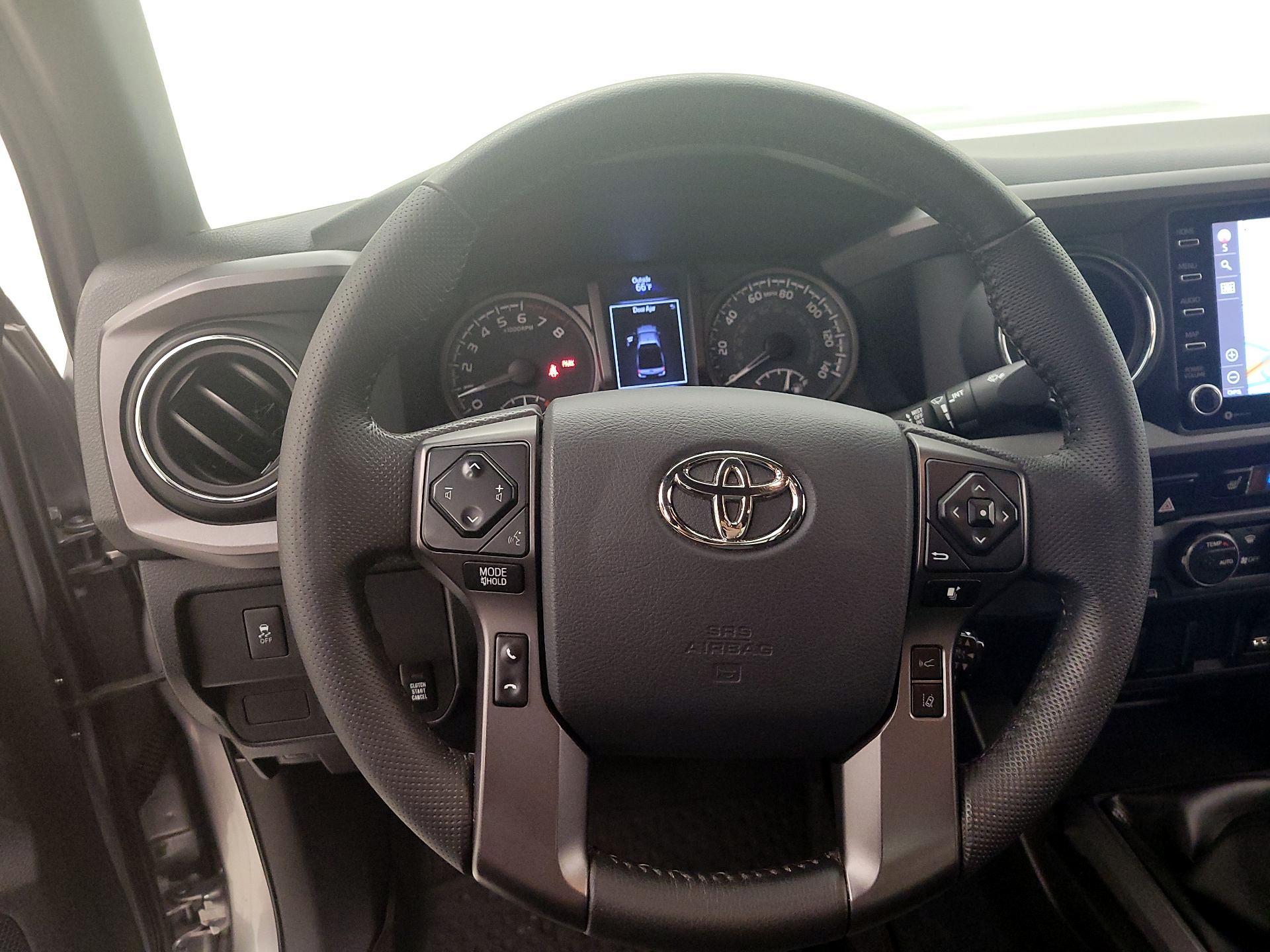 Thumbnail: 2020 Toyota Tacoma - 10