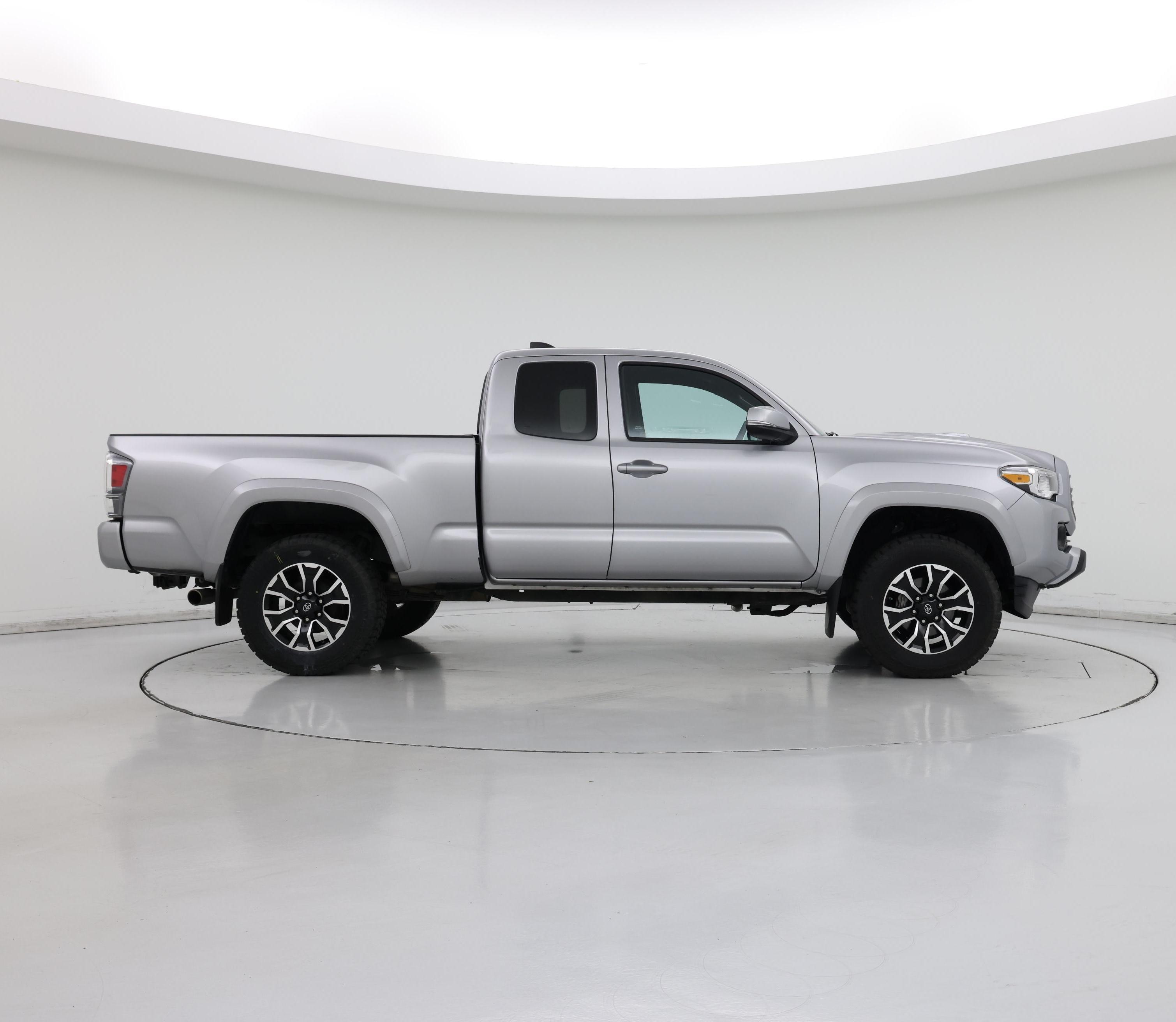 Thumbnail: 2020 Toyota Tacoma - 7