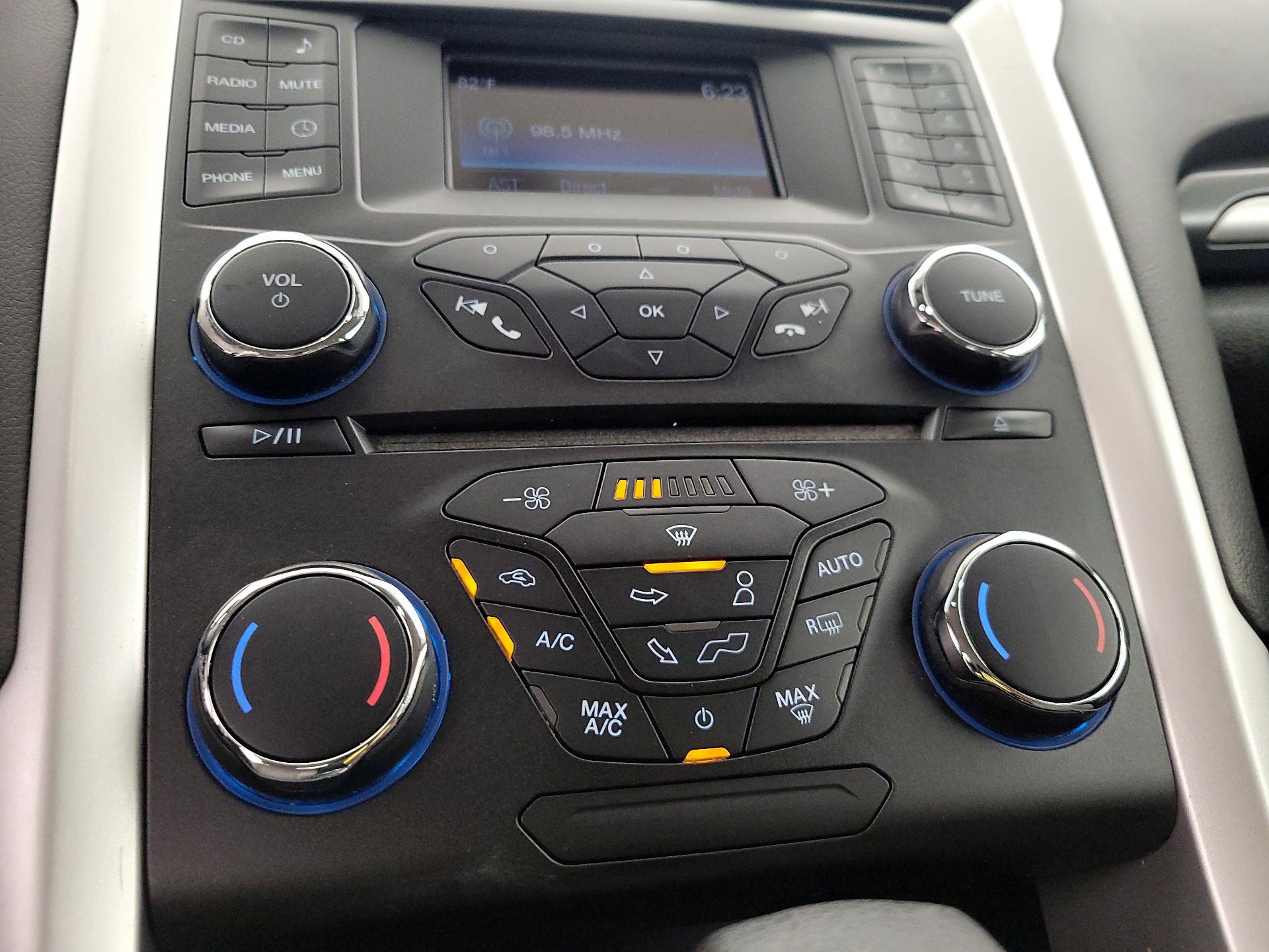 Thumbnail: 2014 Ford Fusion - 15