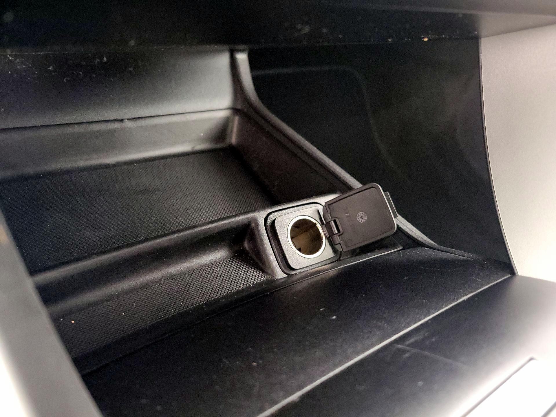 Thumbnail: 2014 Ford Fusion - 17