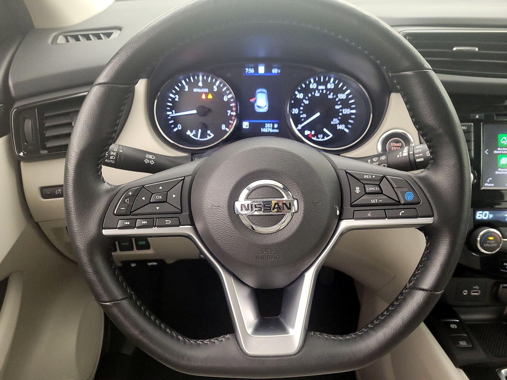 Thumbnail: 2022 Nissan Rogue Sport - 10