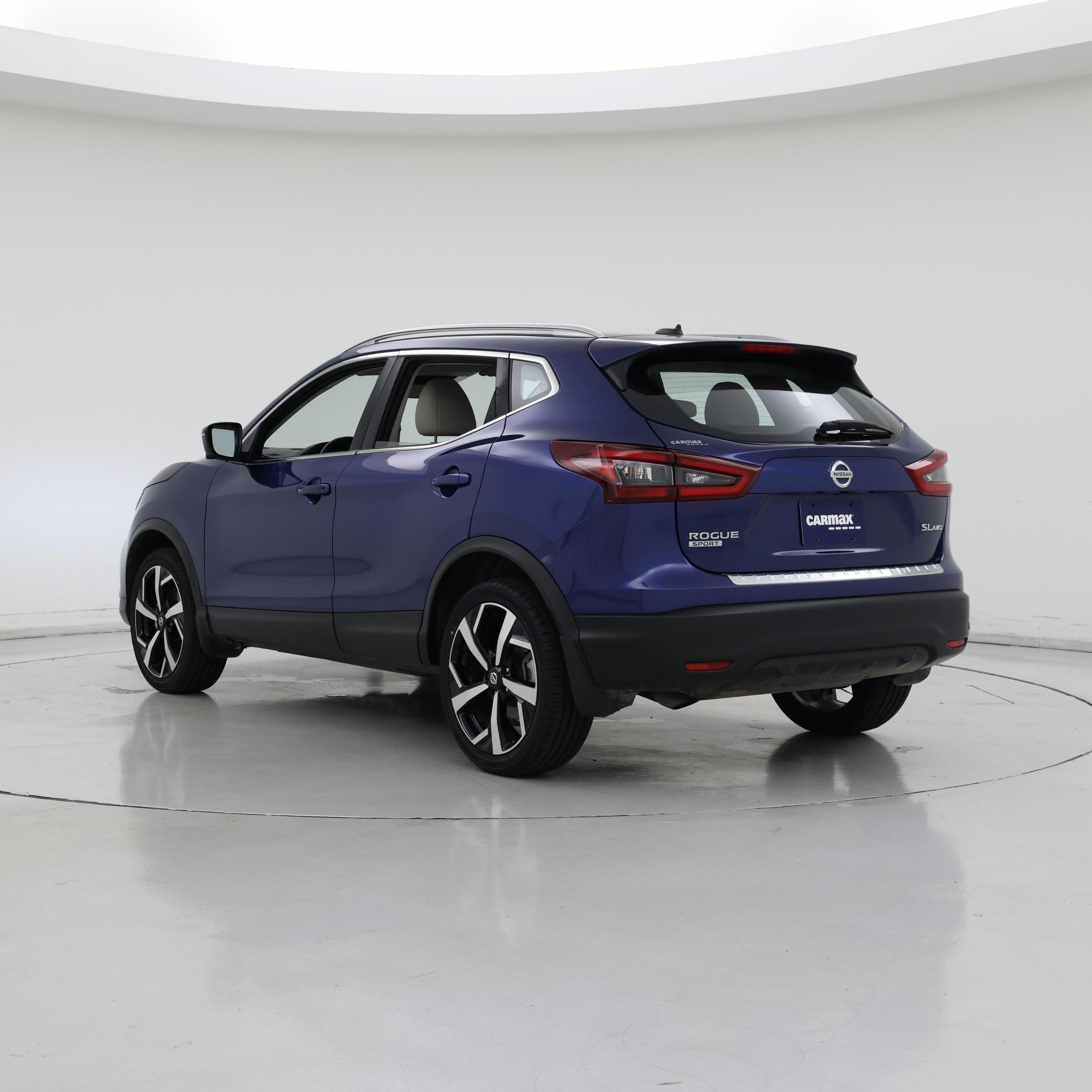 Thumbnail: 2022 Nissan Rogue Sport - 2