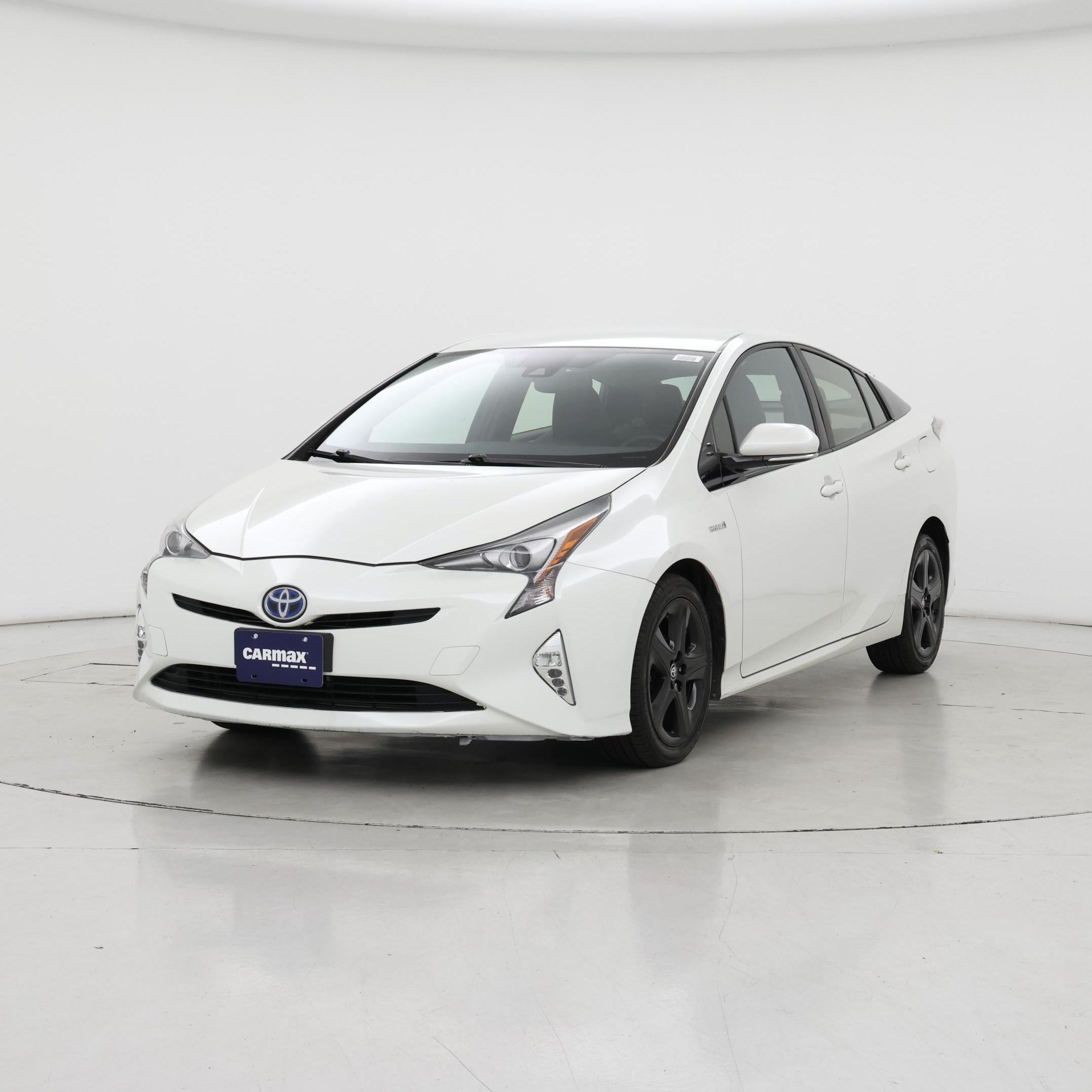 Thumbnail: 2016 Toyota Prius - 4
