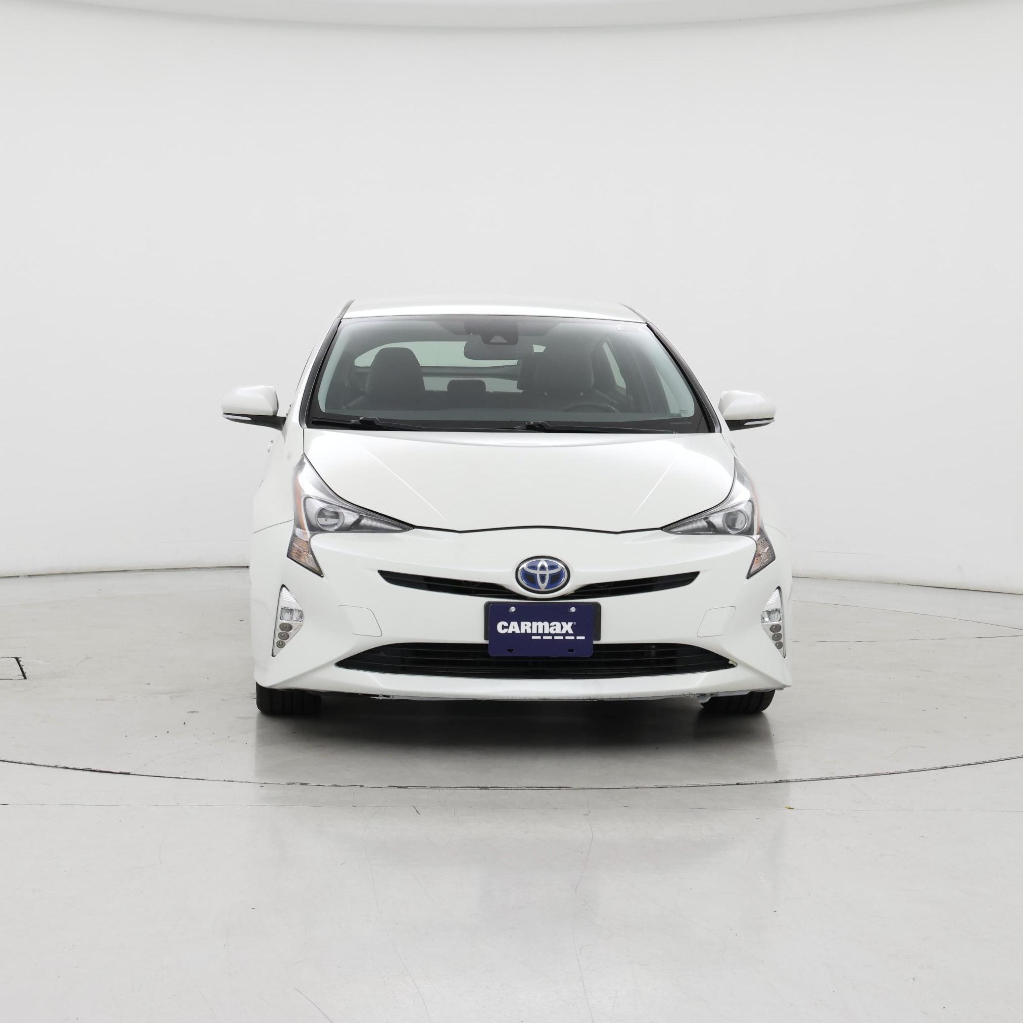 Thumbnail: 2016 Toyota Prius - 5