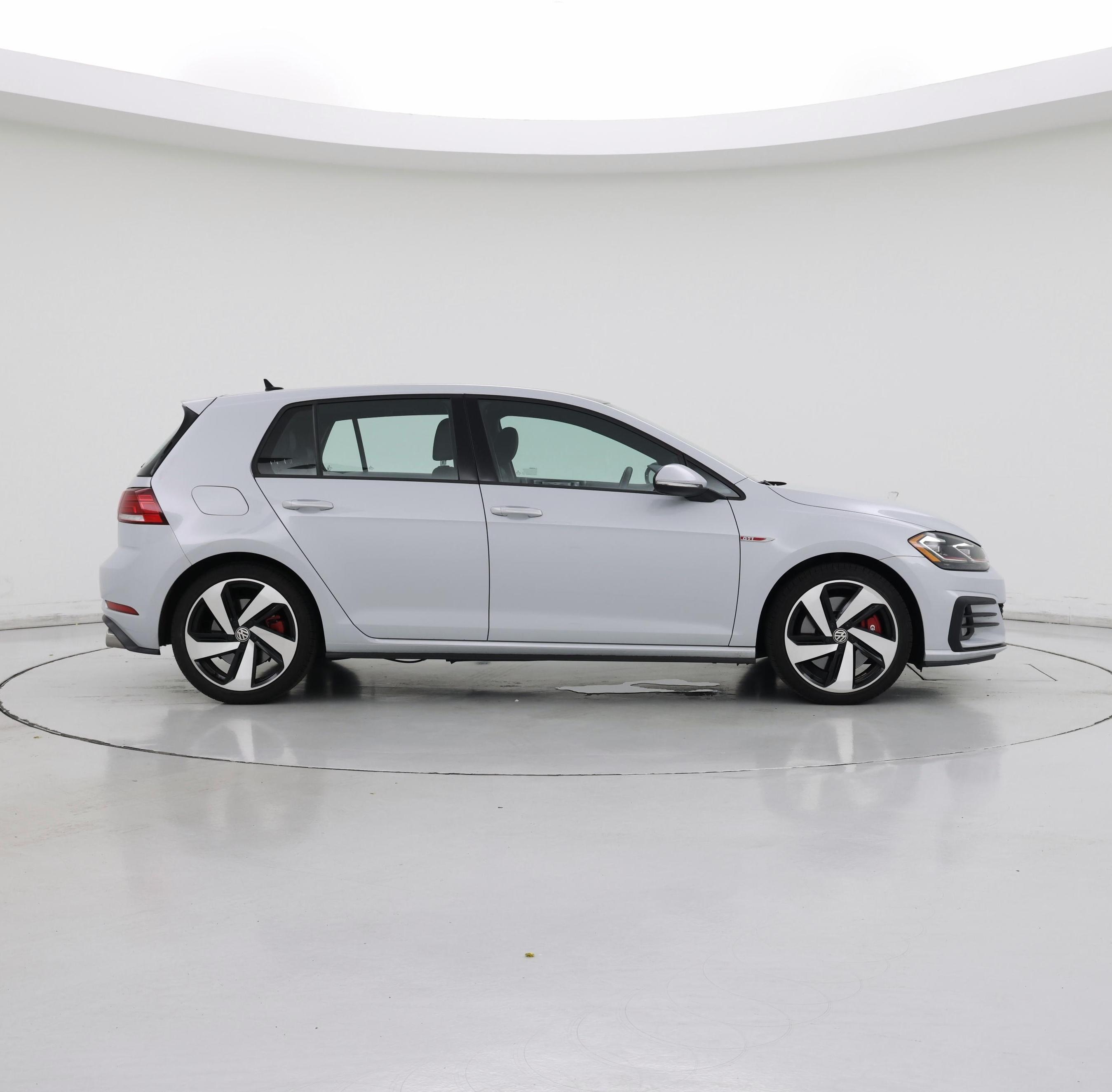 Thumbnail: 2020 Volkswagen Golf - 7