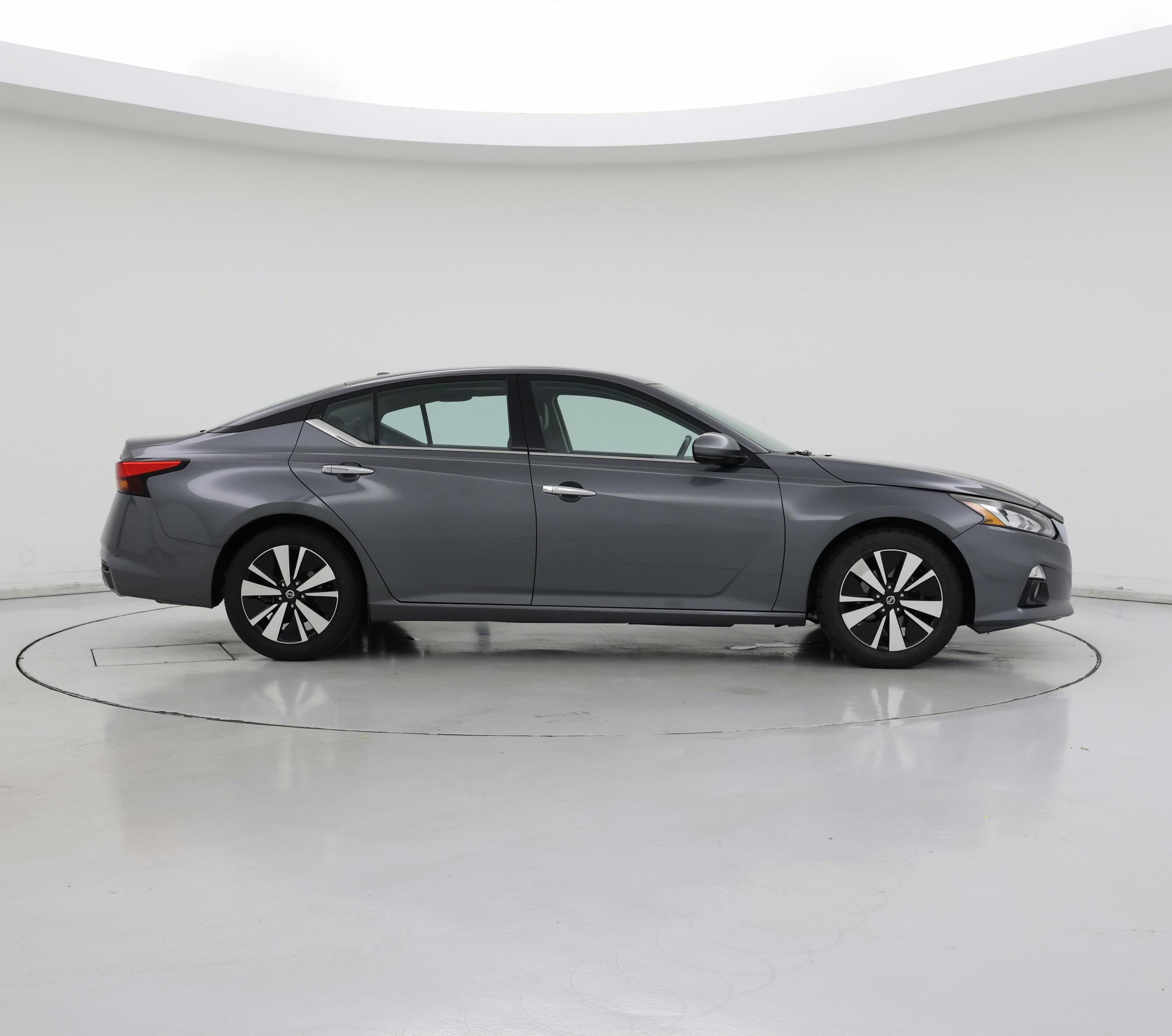 Thumbnail: 2019 Nissan Altima - 7