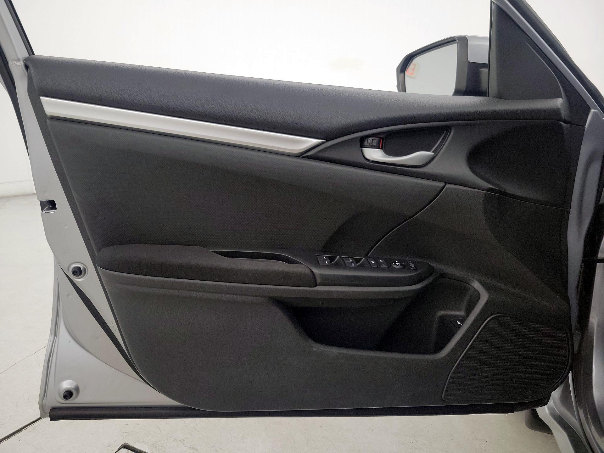 Thumbnail: 2018 Honda Civic - 12