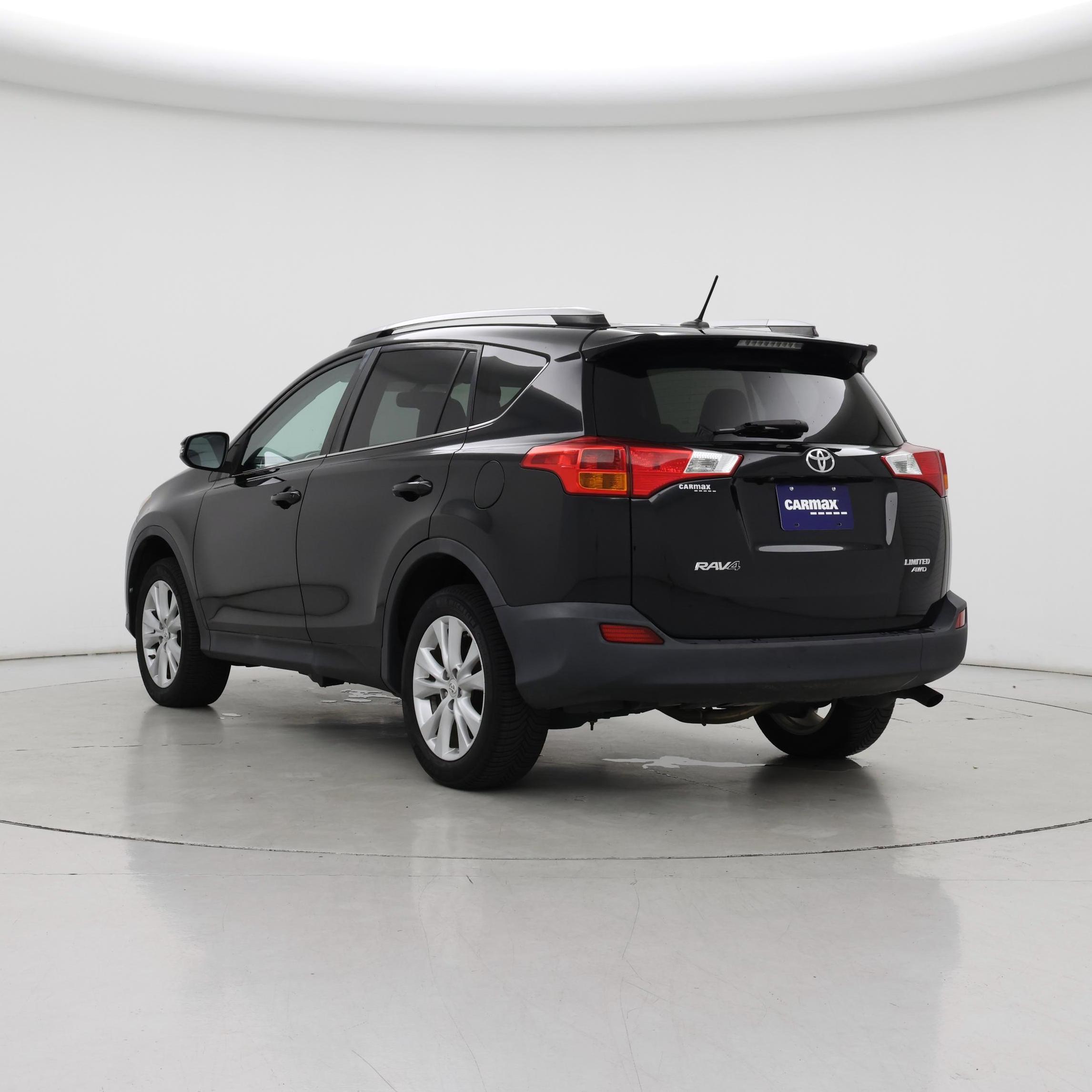 Thumbnail: 2015 Toyota RAV4 - 2