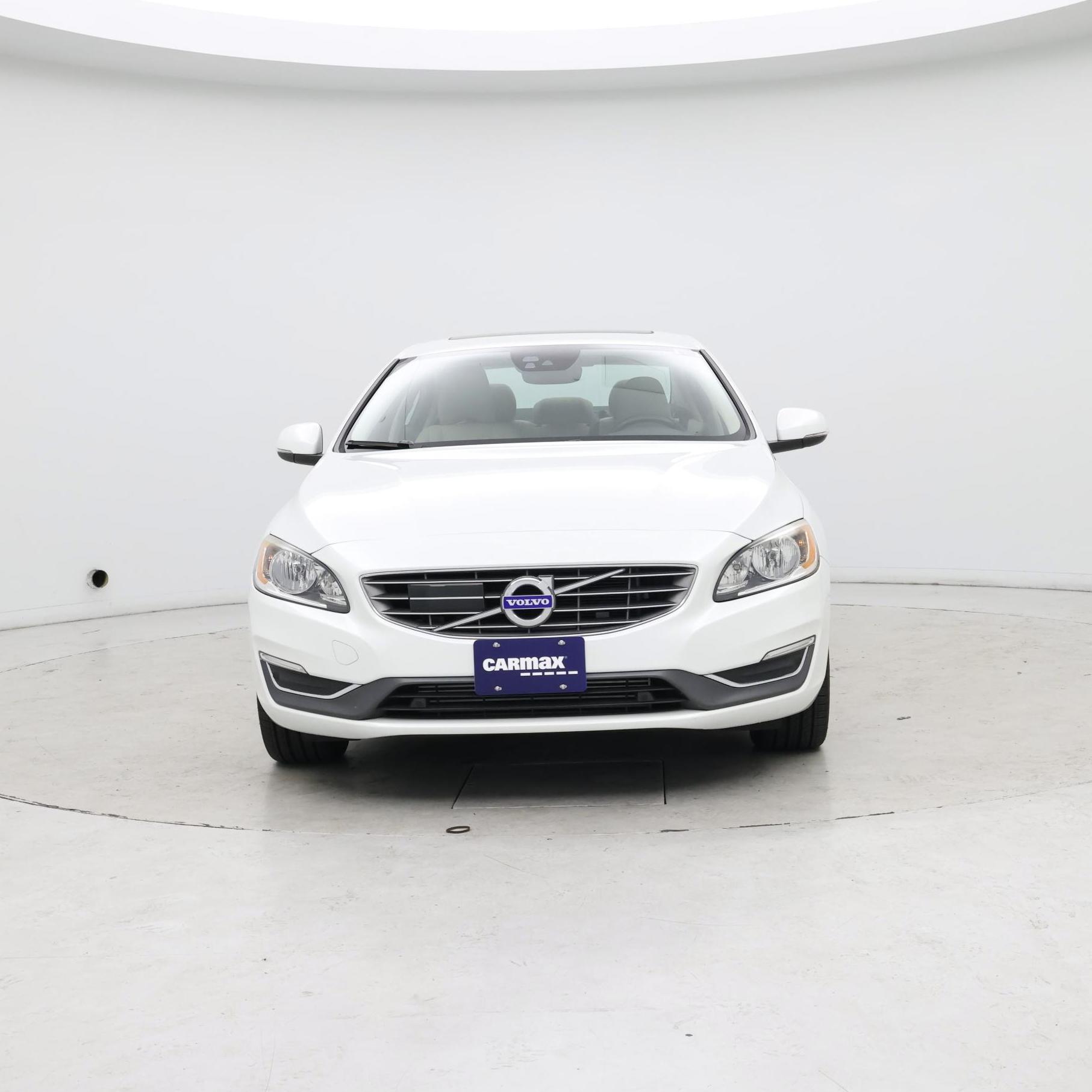 Thumbnail: 2018 Volvo S60 - 5