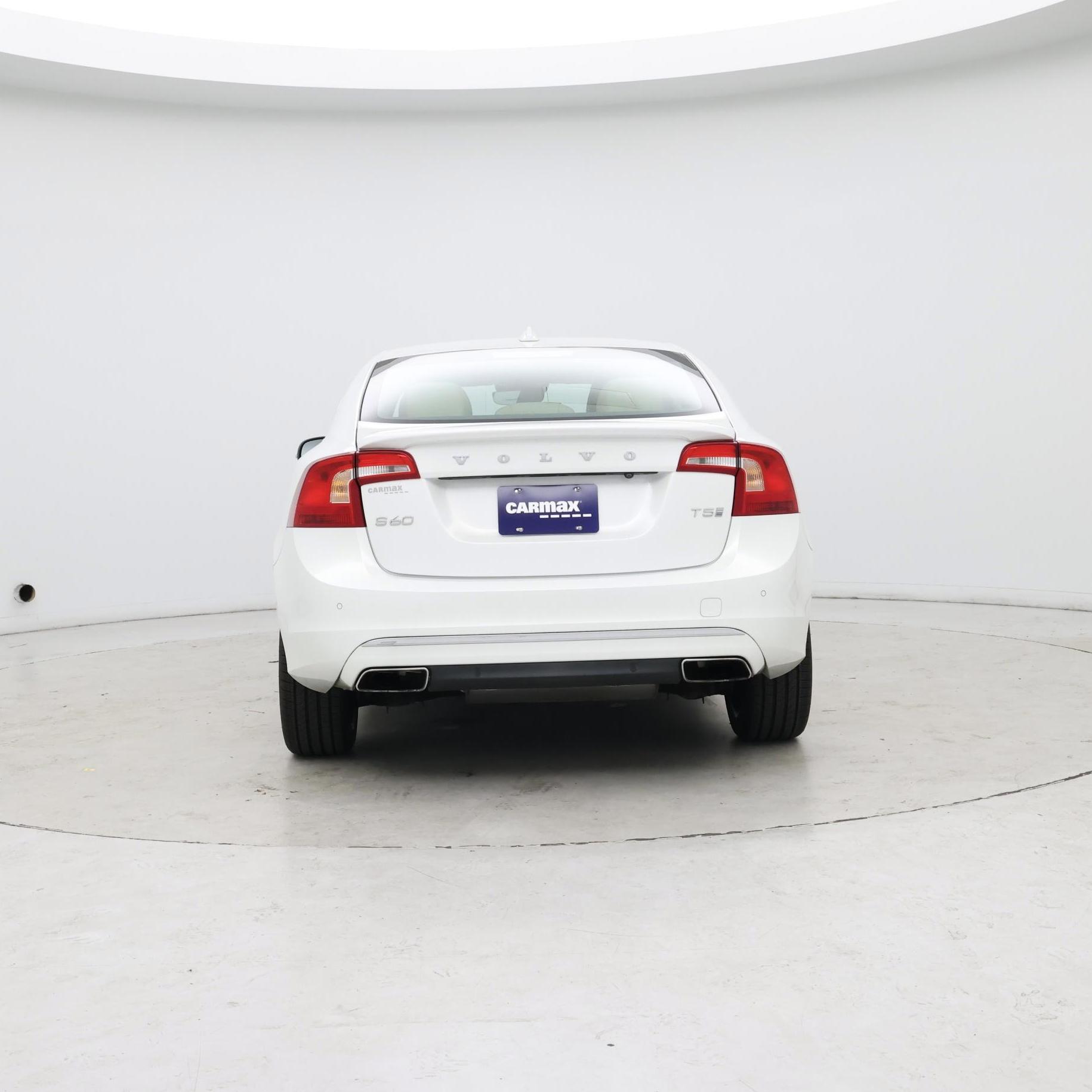 Thumbnail: 2018 Volvo S60 - 6