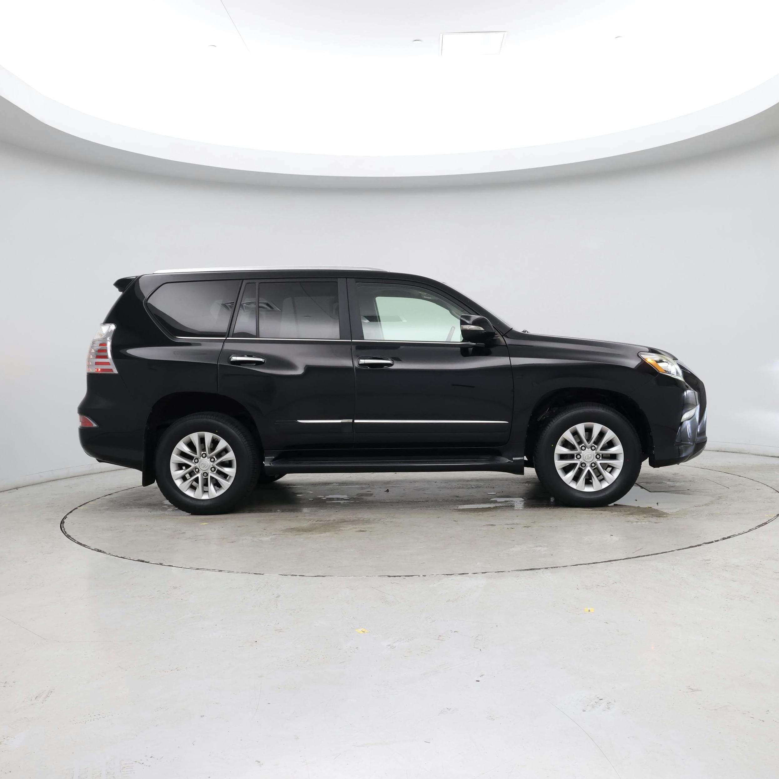 Thumbnail: 2015 Lexus GX - 7
