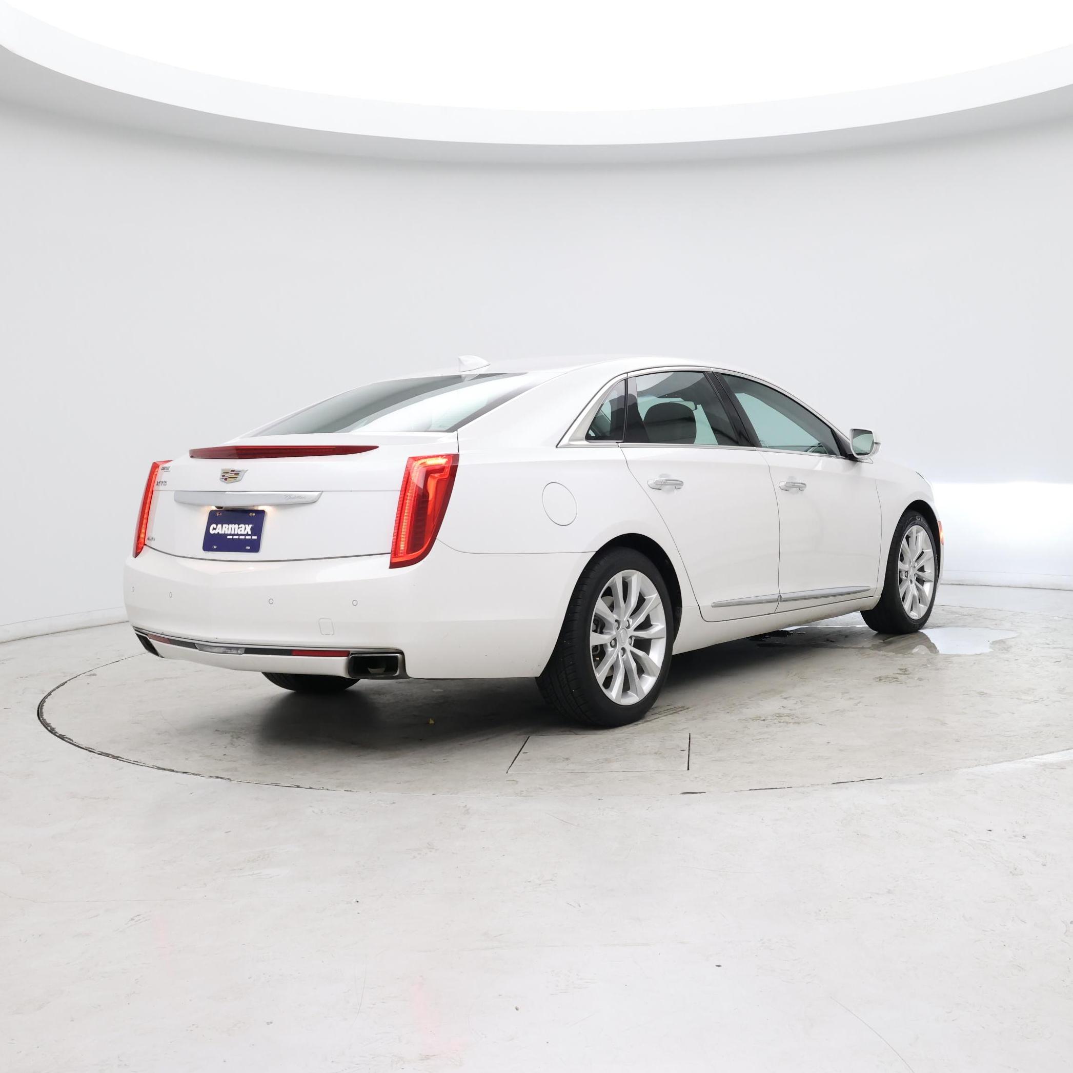 Thumbnail: 2017 Cadillac XTS - 8