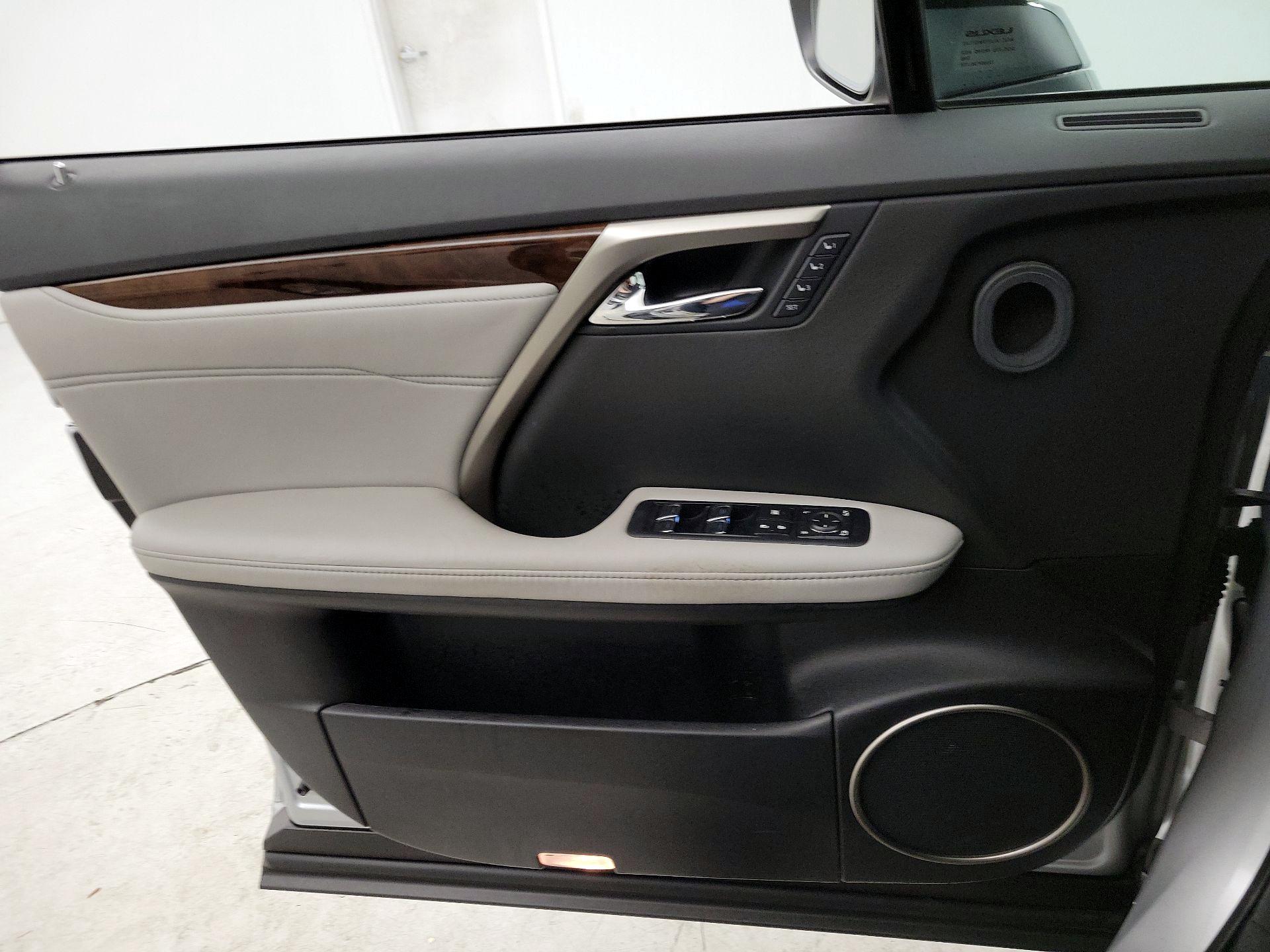 Thumbnail: 2016 Lexus RX - 12