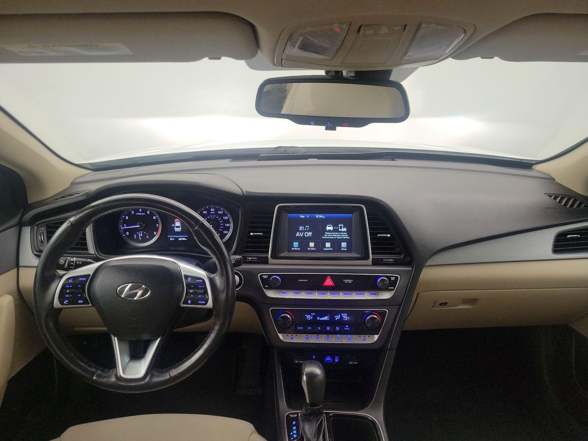 Thumbnail: 2019 Hyundai Sonata - 9