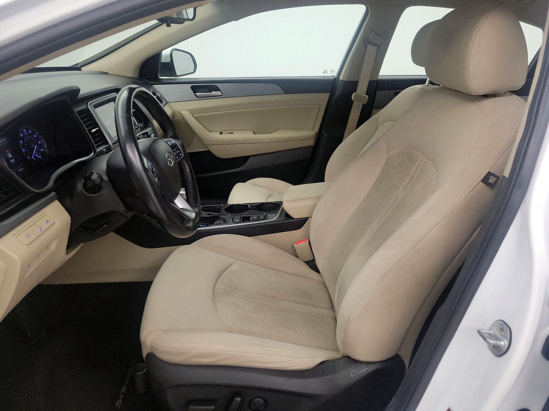 Thumbnail: 2019 Hyundai Sonata - 11