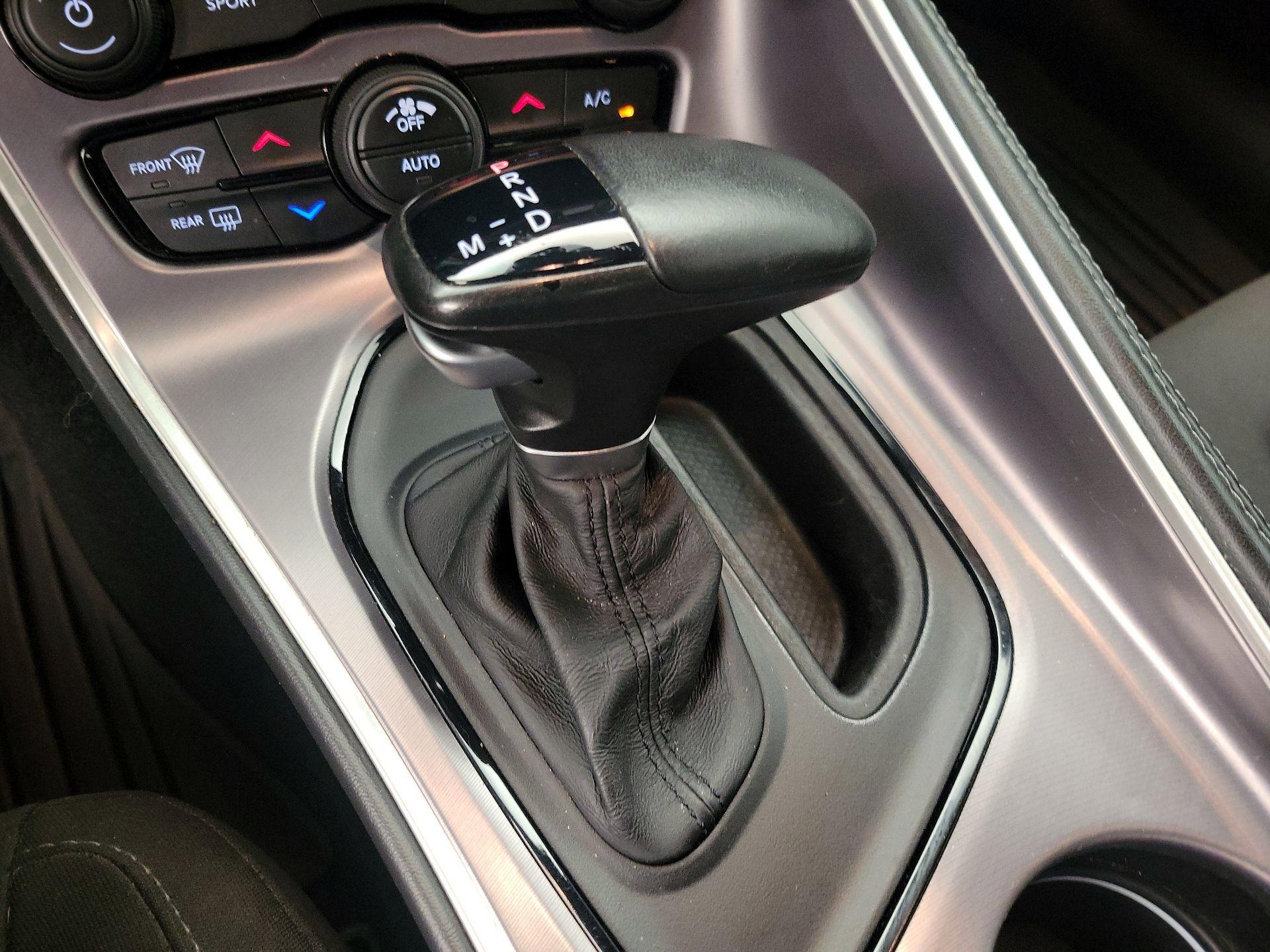 Thumbnail: 2019 Dodge Challenger - 17