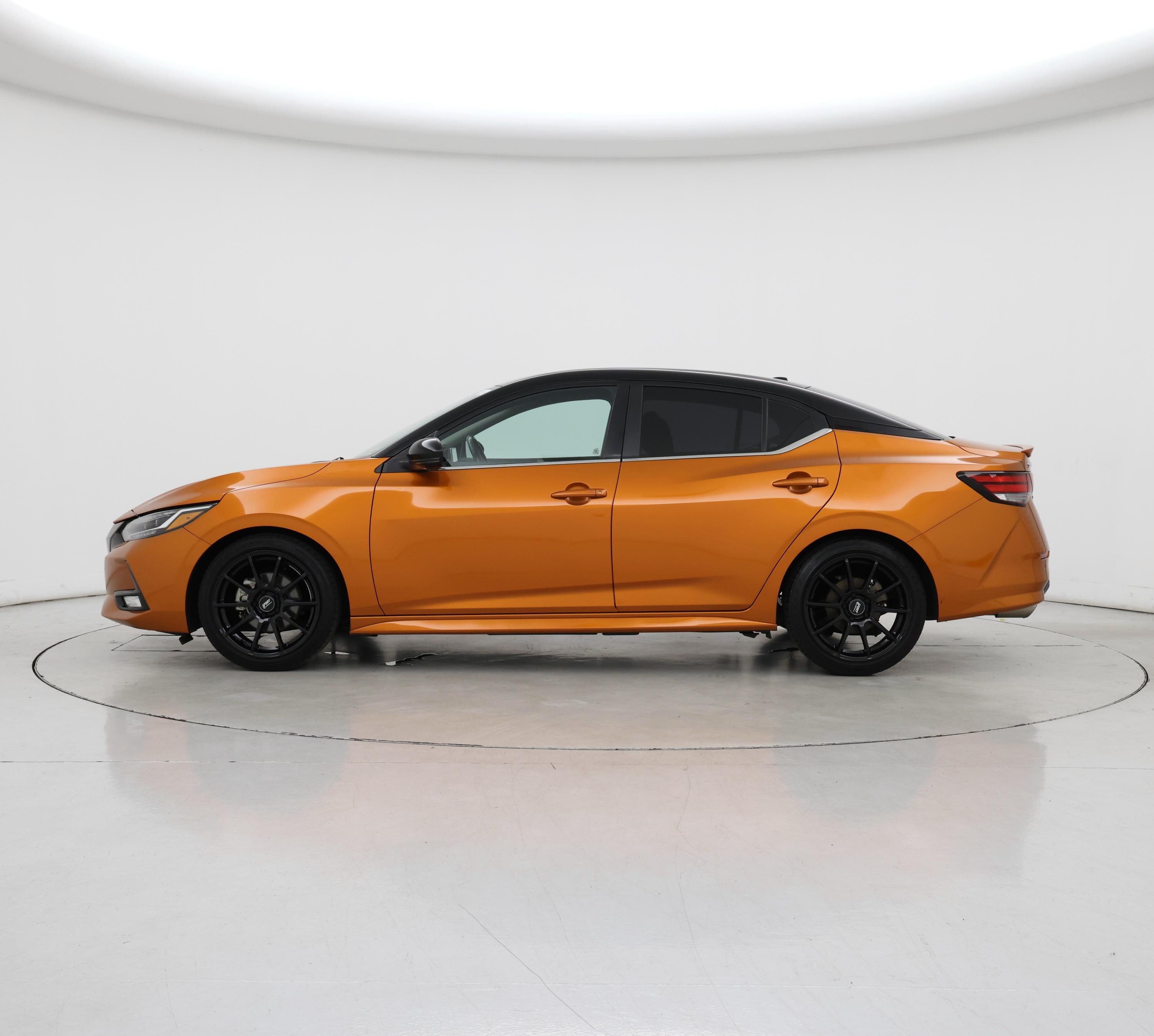 Thumbnail: 2021 Nissan Sentra - 3