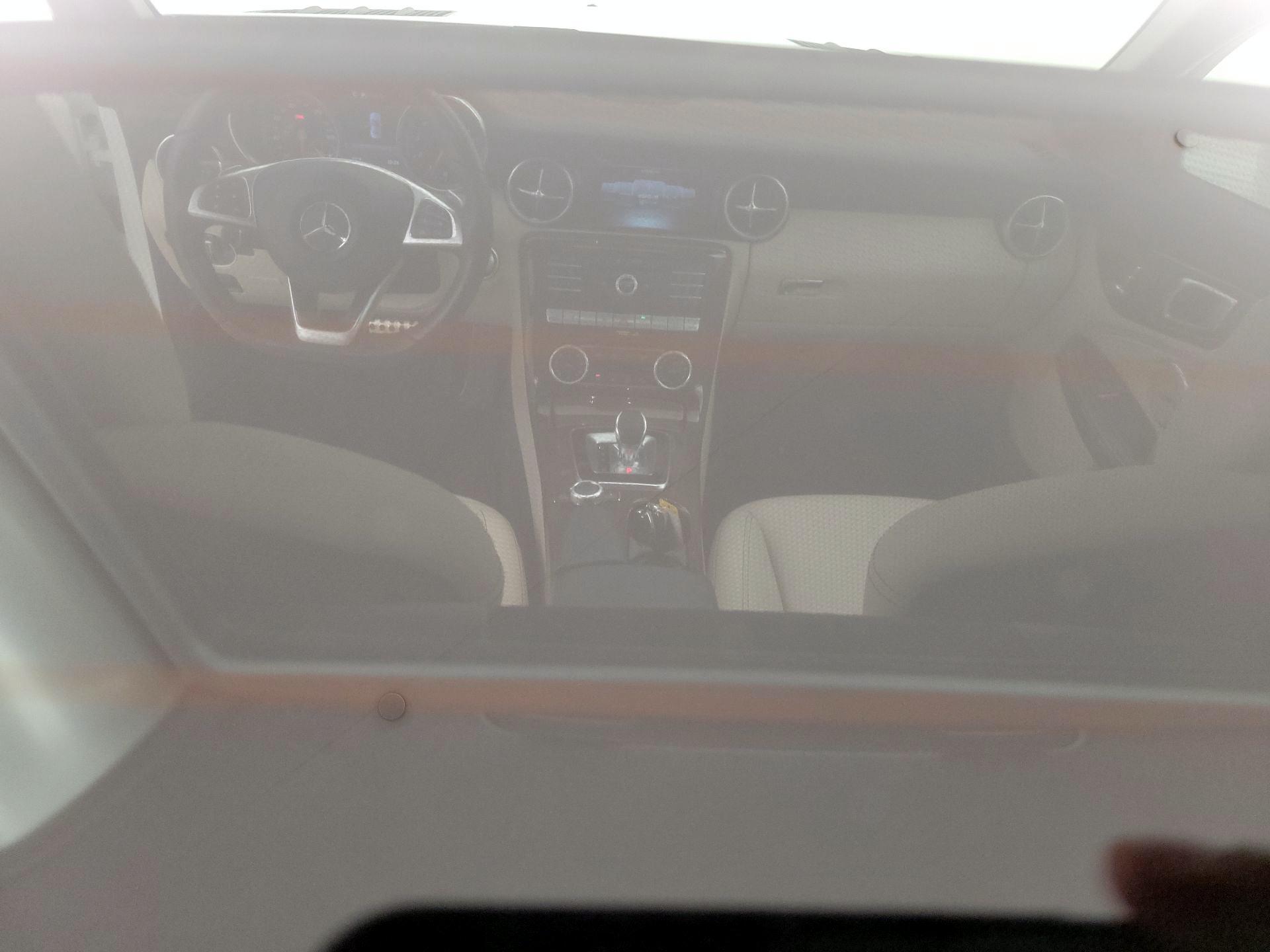 Thumbnail: 2020 Mercedes-Benz SLC - 9