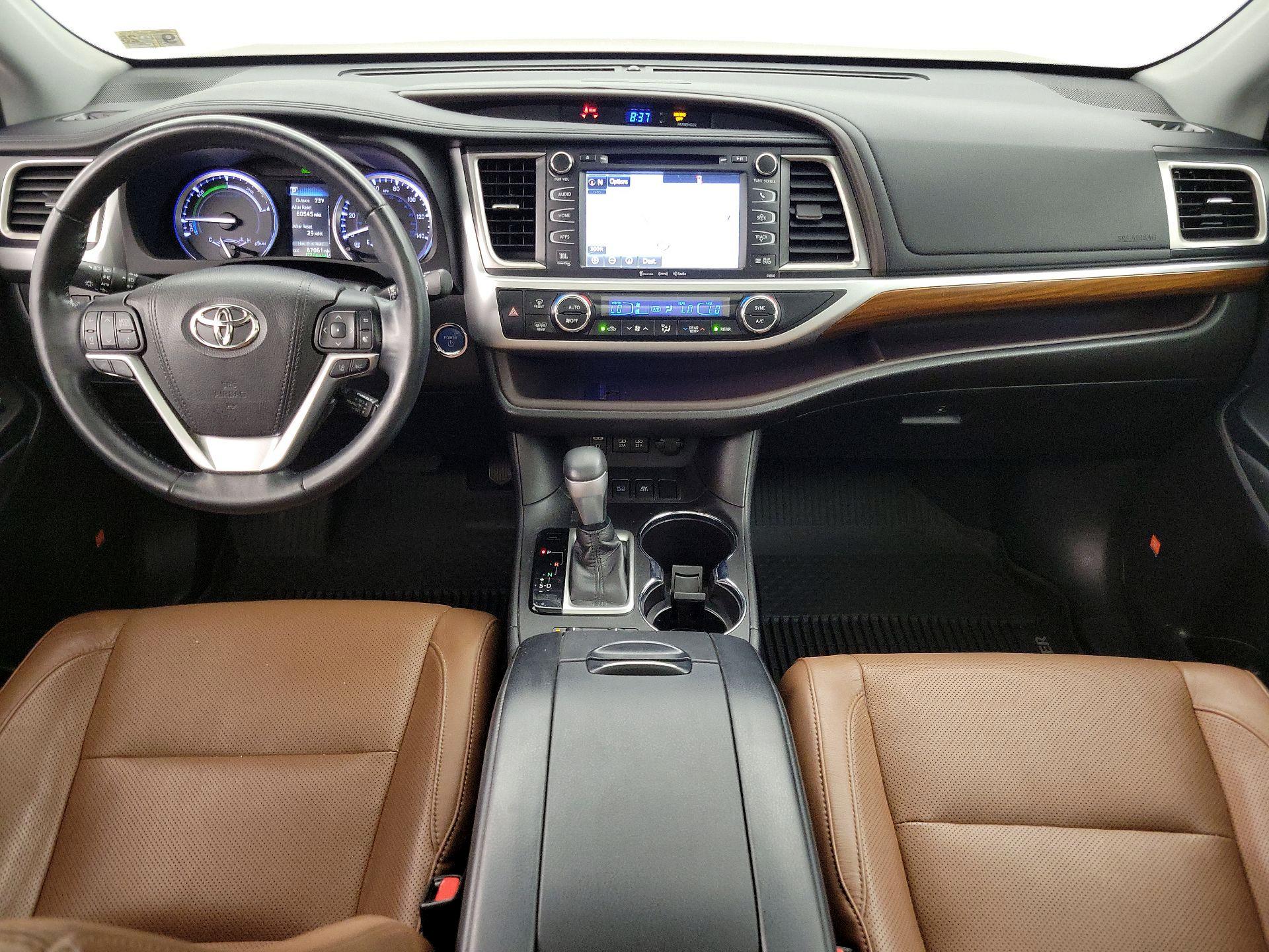 Thumbnail: 2018 Toyota Highlander - 9