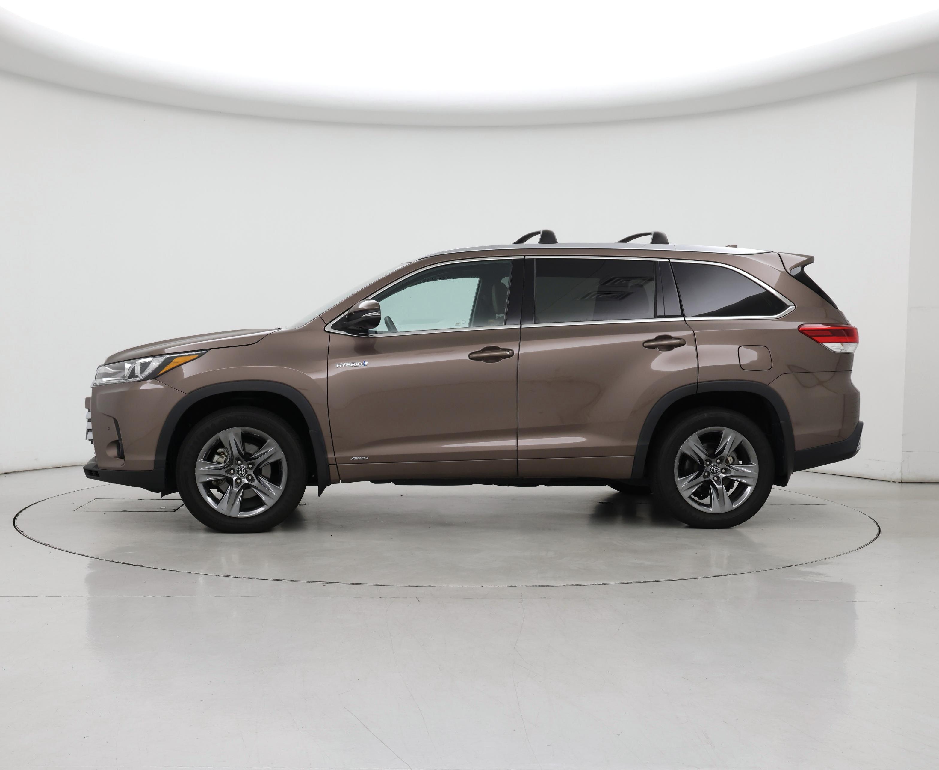 Thumbnail: 2018 Toyota Highlander - 3