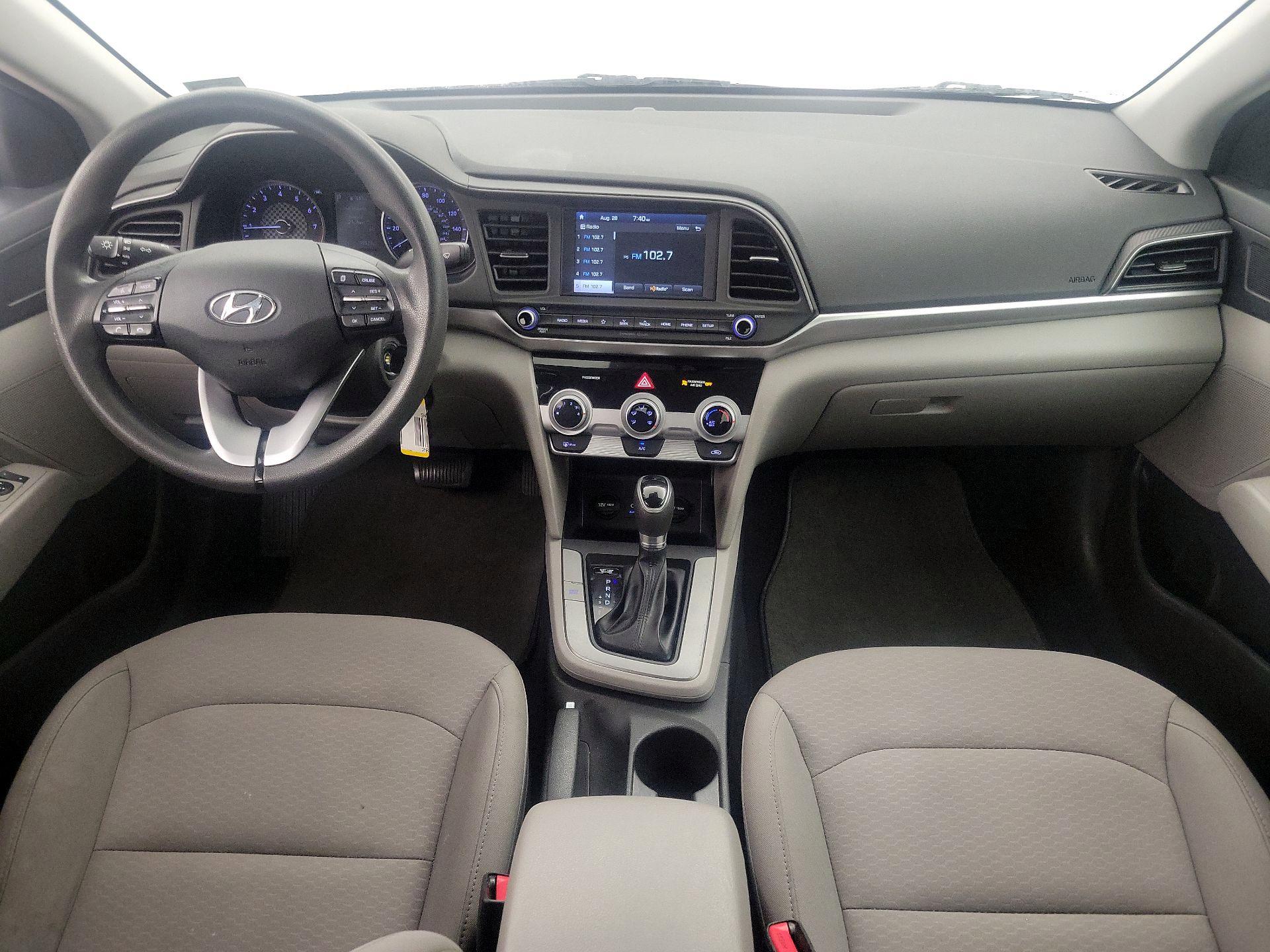 Thumbnail: 2019 Hyundai Elantra - 9