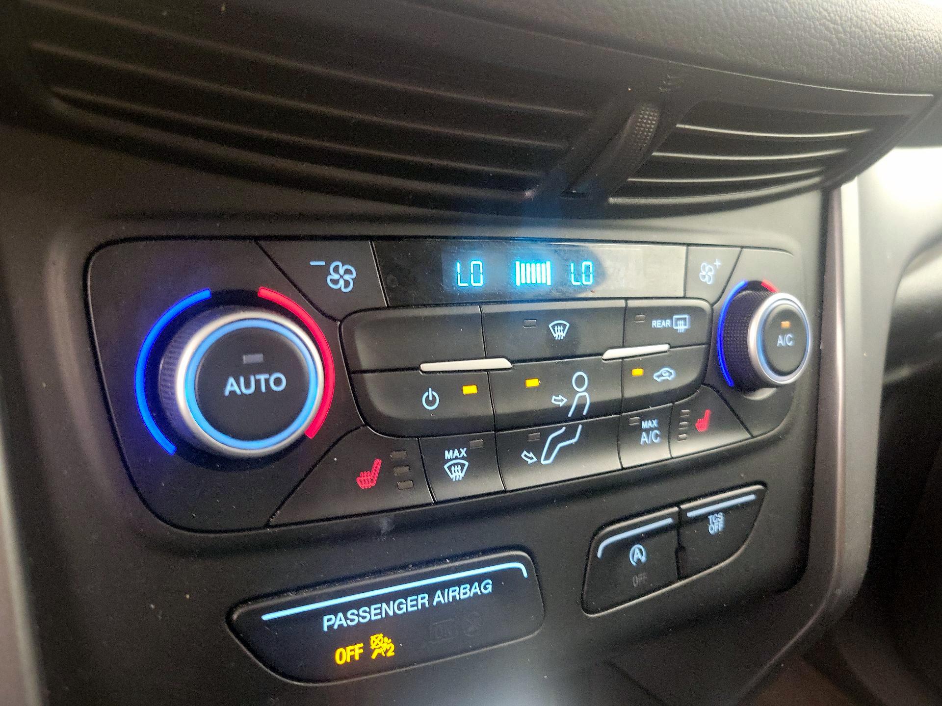 Thumbnail: 2018 Ford Escape - 17
