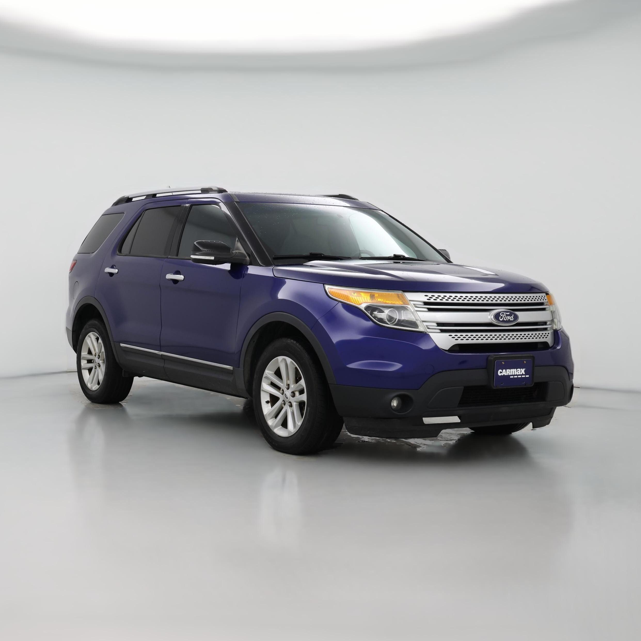 Thumbnail: 2015 Ford Explorer - 1