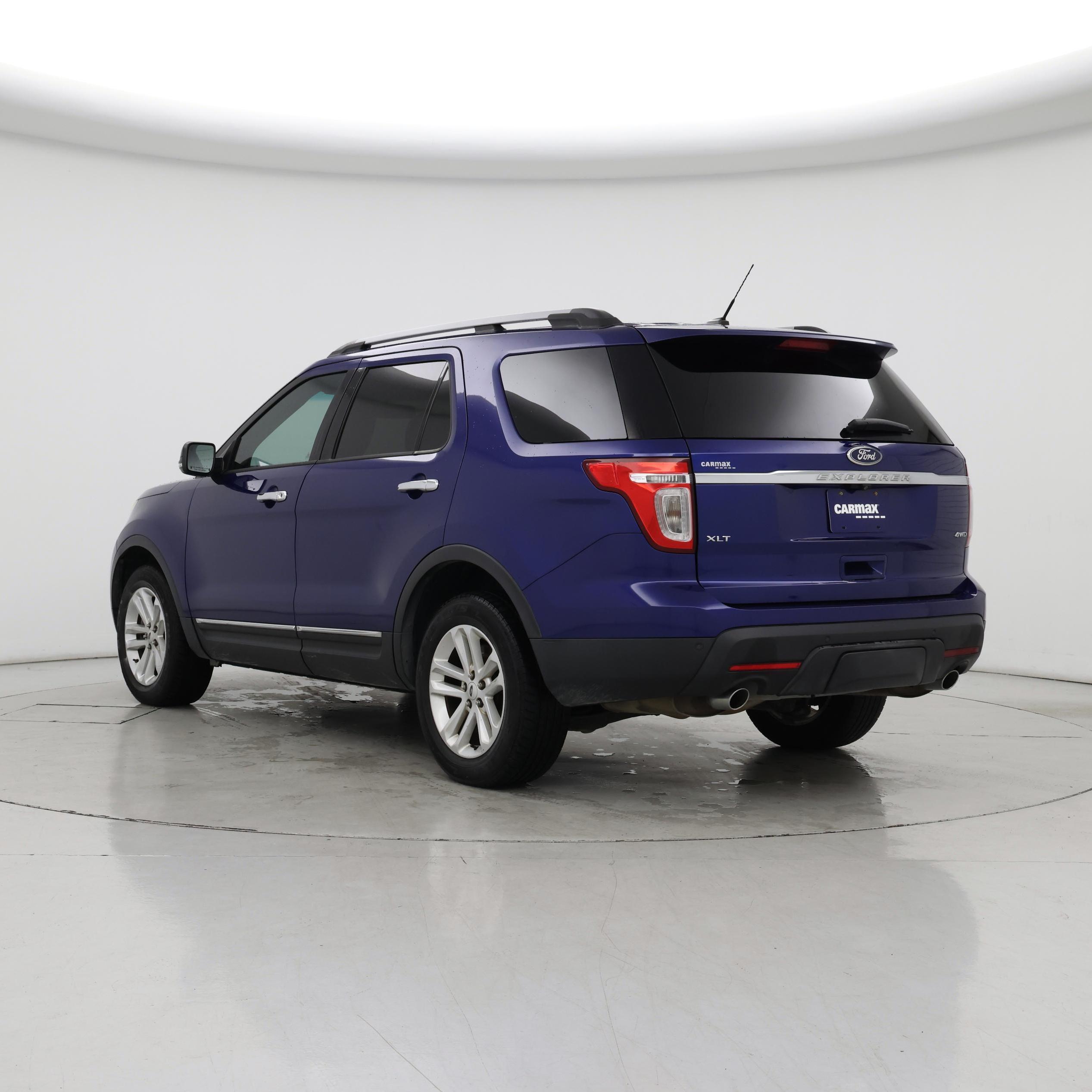 Thumbnail: 2015 Ford Explorer - 2