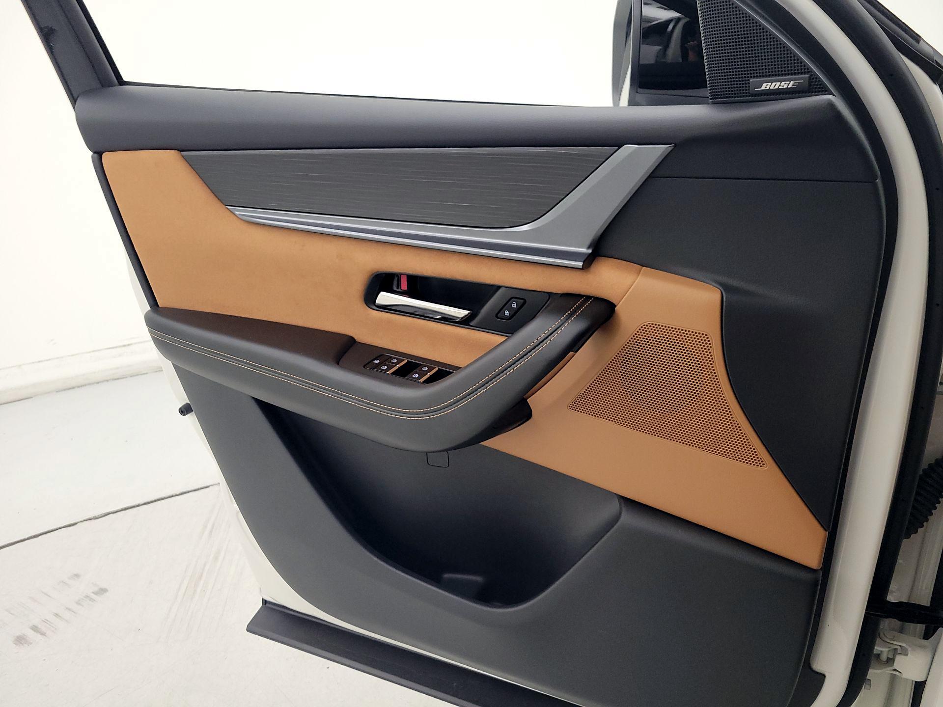 Thumbnail: 2025 Mazda CX-70 - 12