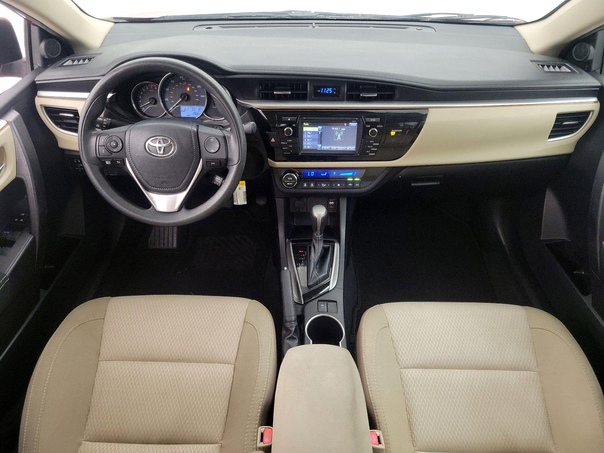 Thumbnail: 2015 Toyota Corolla - 9