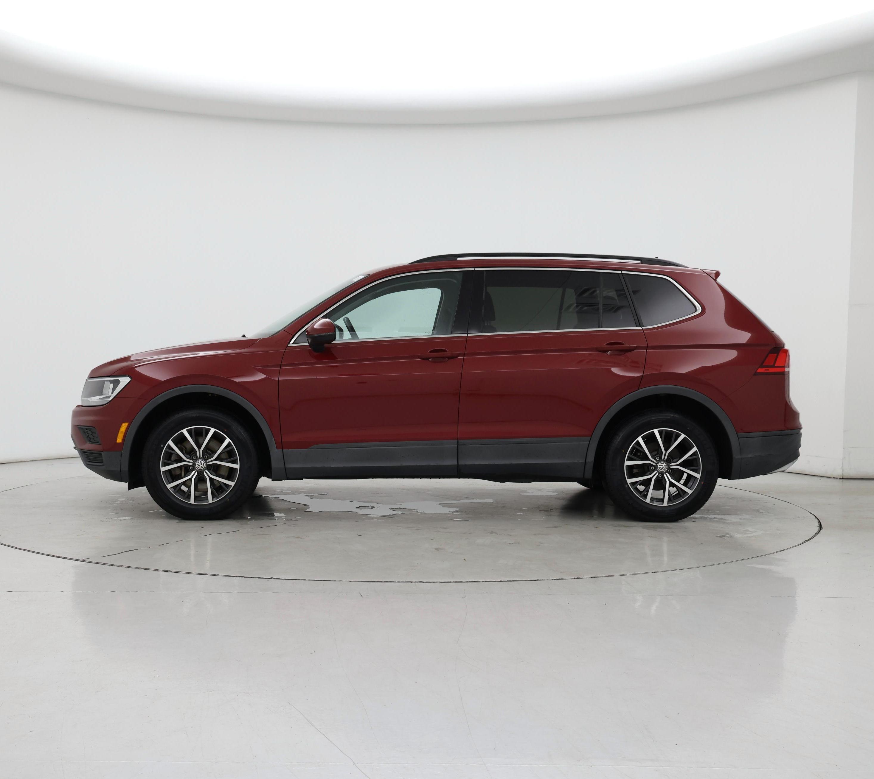 Thumbnail: 2019 Volkswagen Tiguan - 3